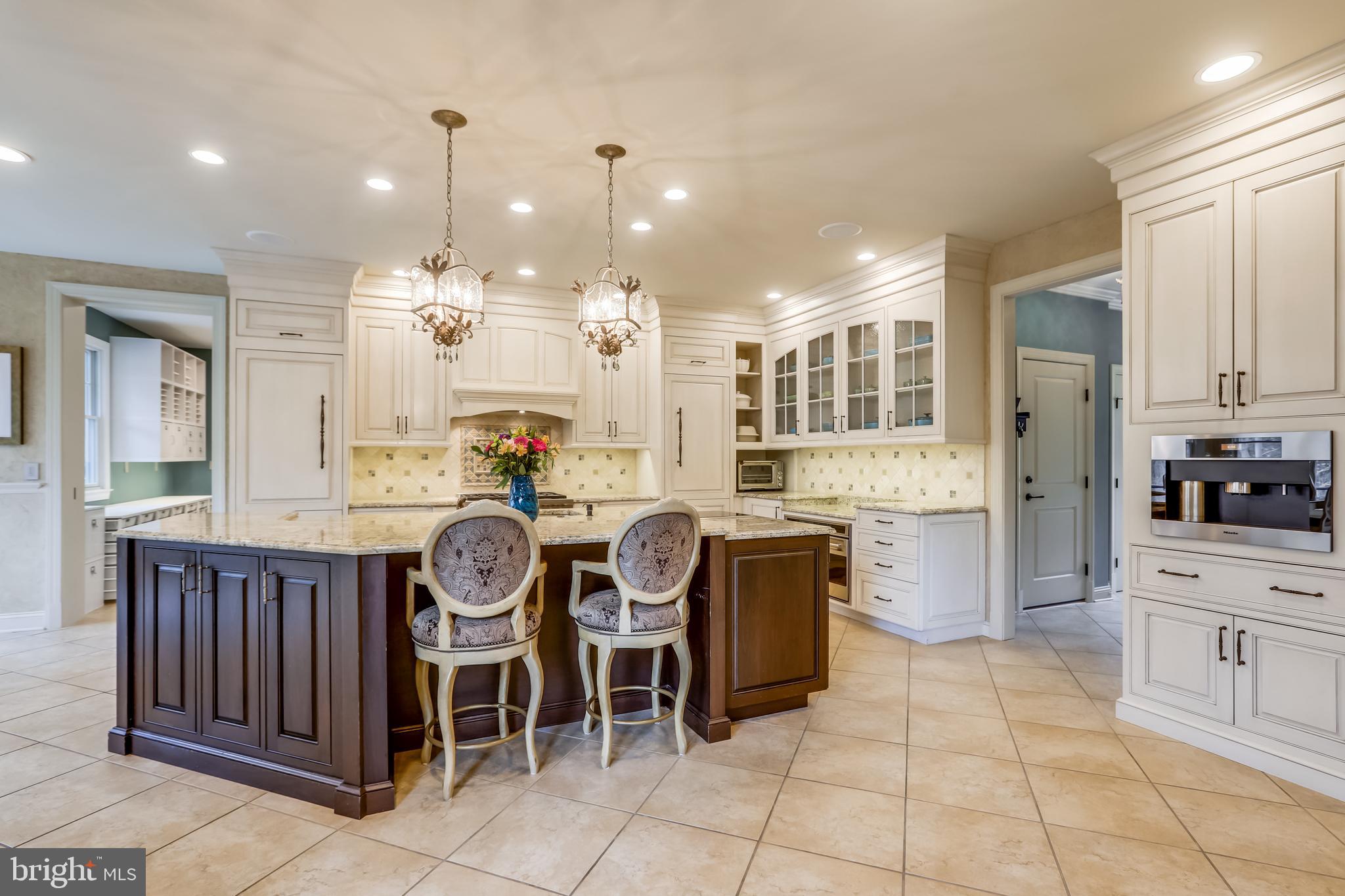 WYATTS HILL - Residential