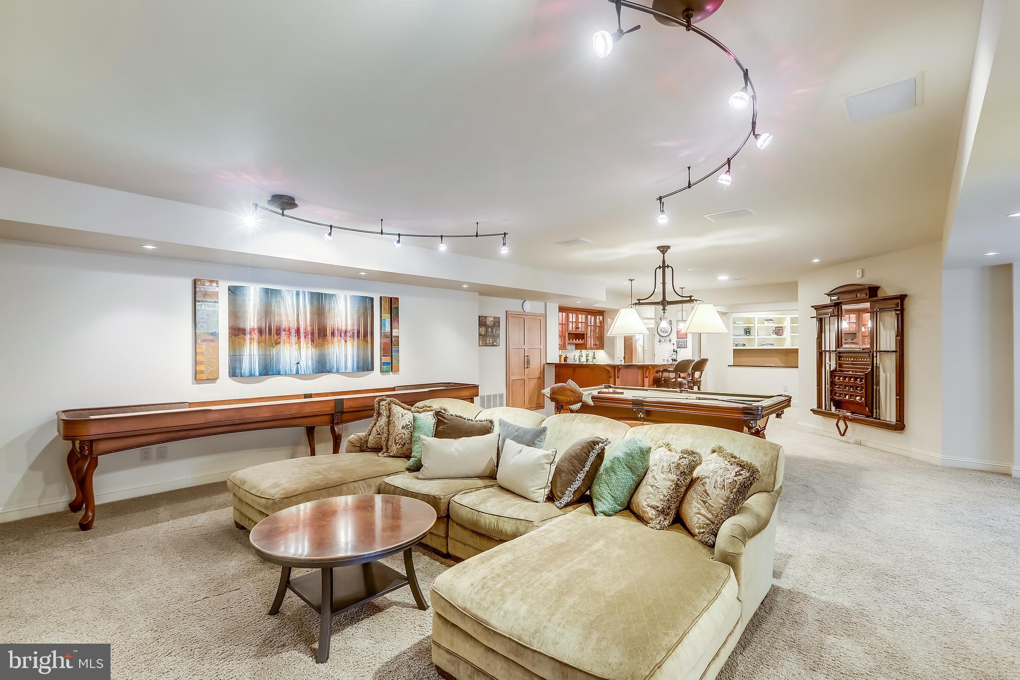 WYATTS HILL - Residential