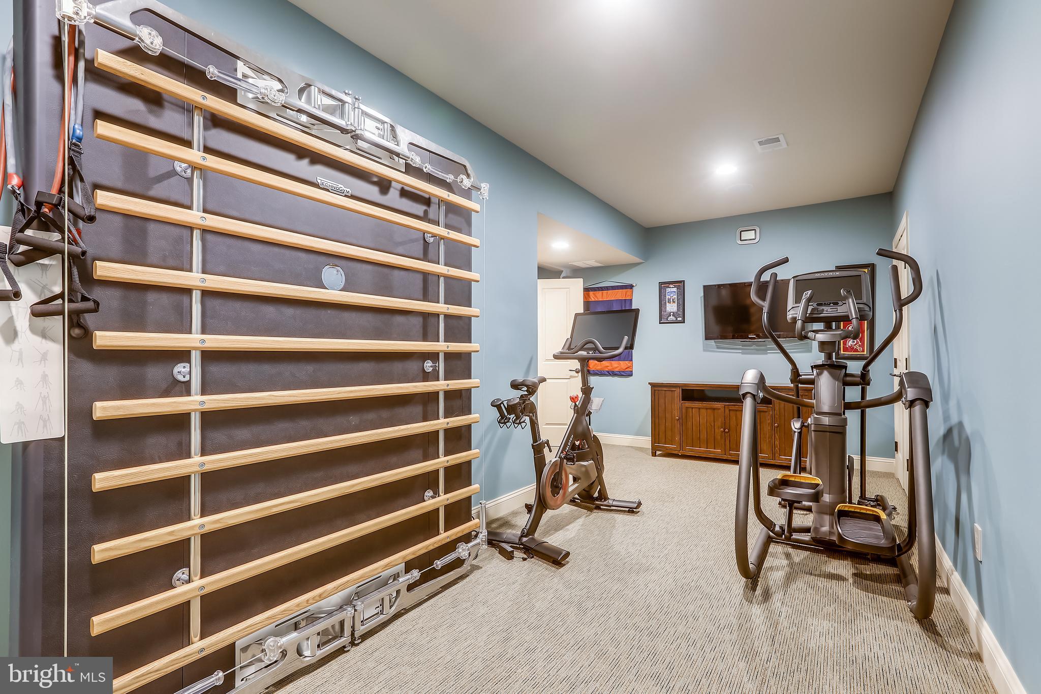 WYATTS HILL - Residential