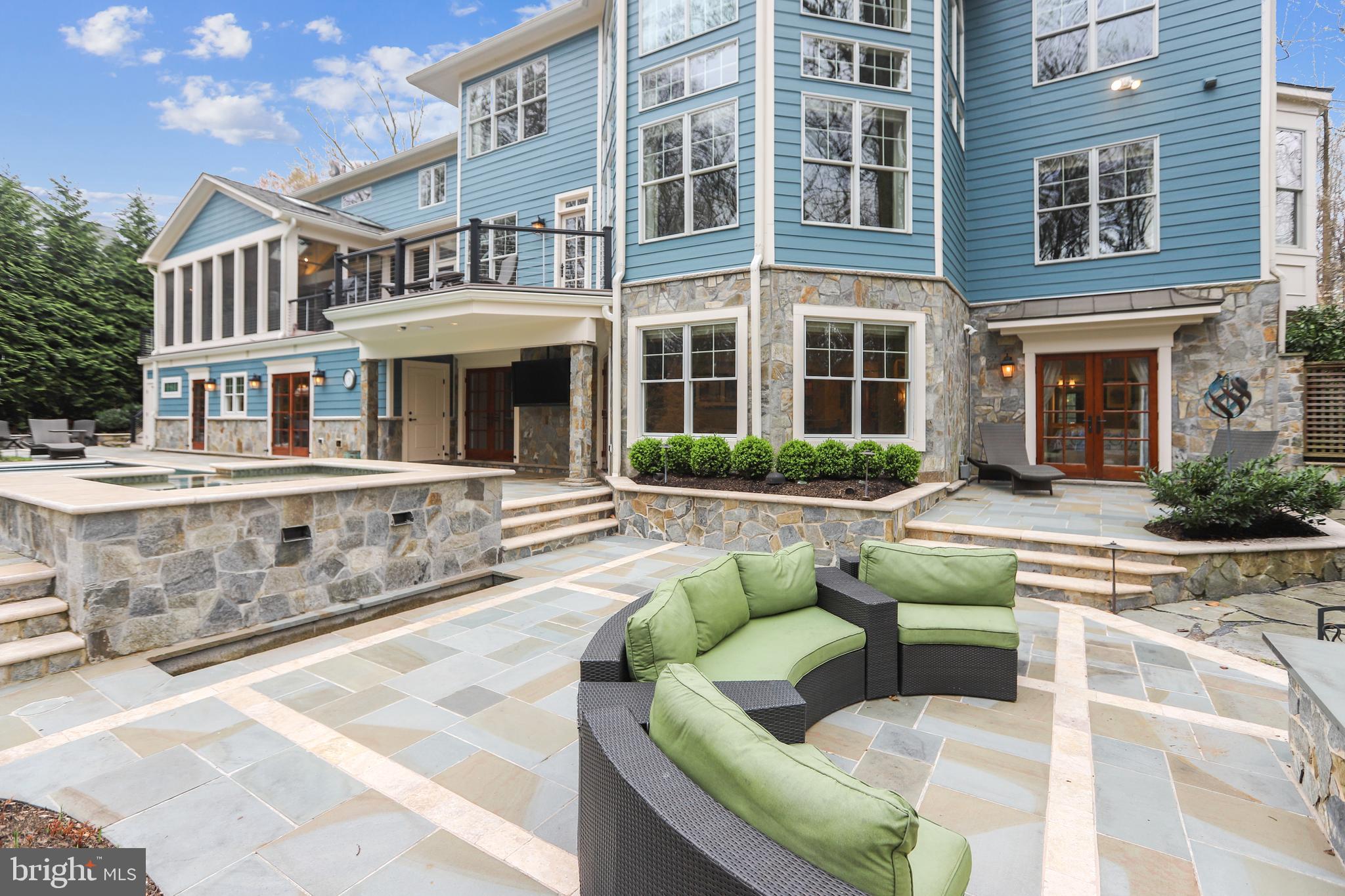 WYATTS HILL - Residential