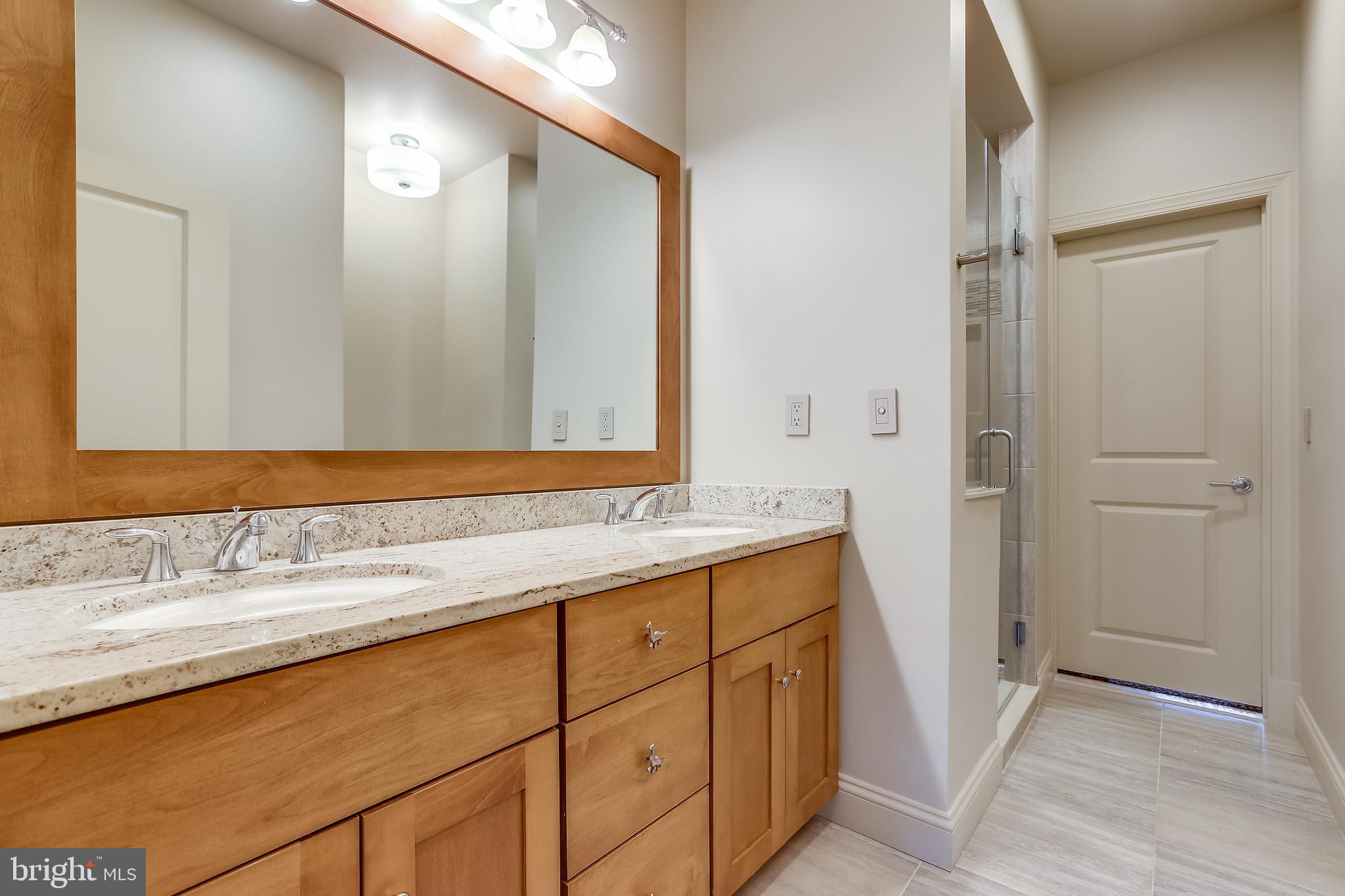 WYATTS HILL - Residential