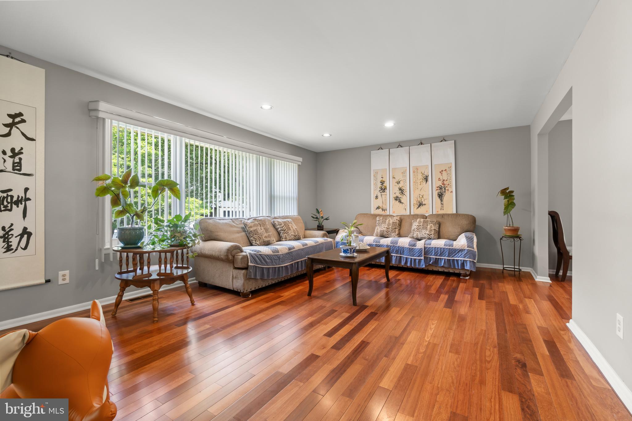 39 LAKEVIEW DRIVE