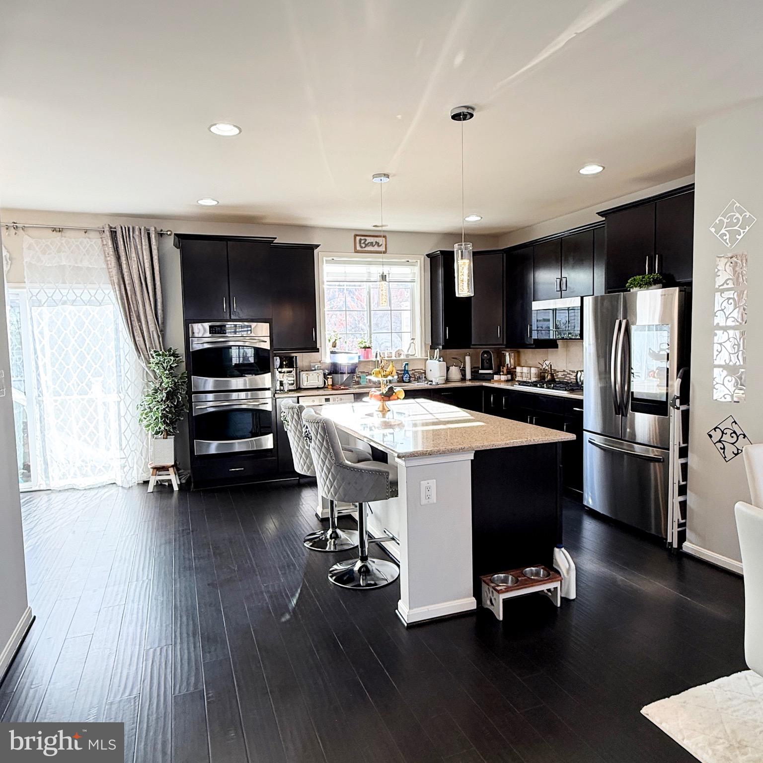 HASTINGS MARKETPLACE - Residential