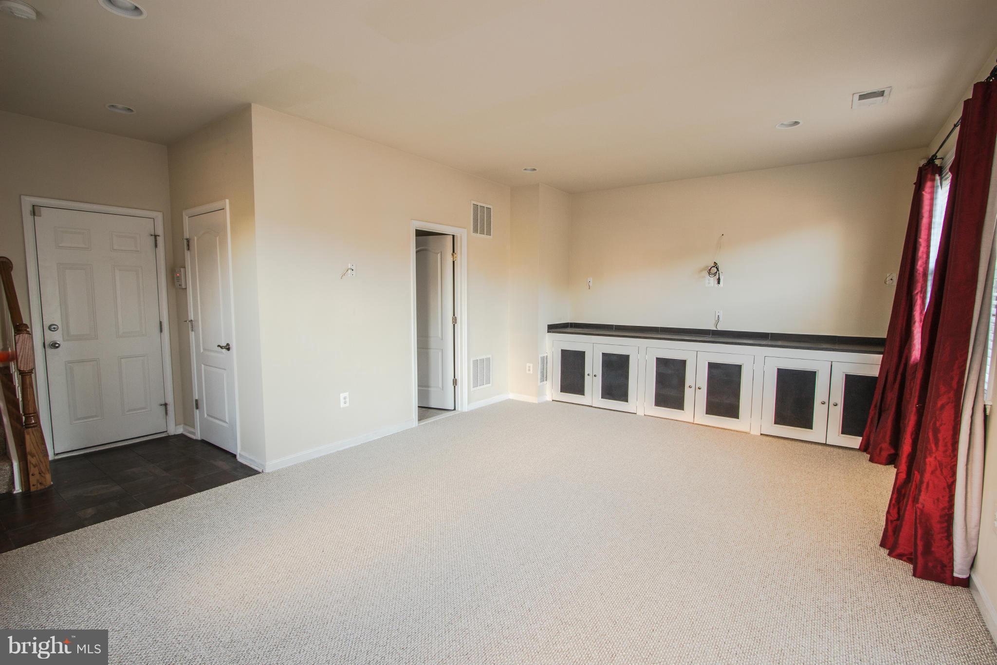 GOOSE CREEK VILLAGE SOUTH - Residential