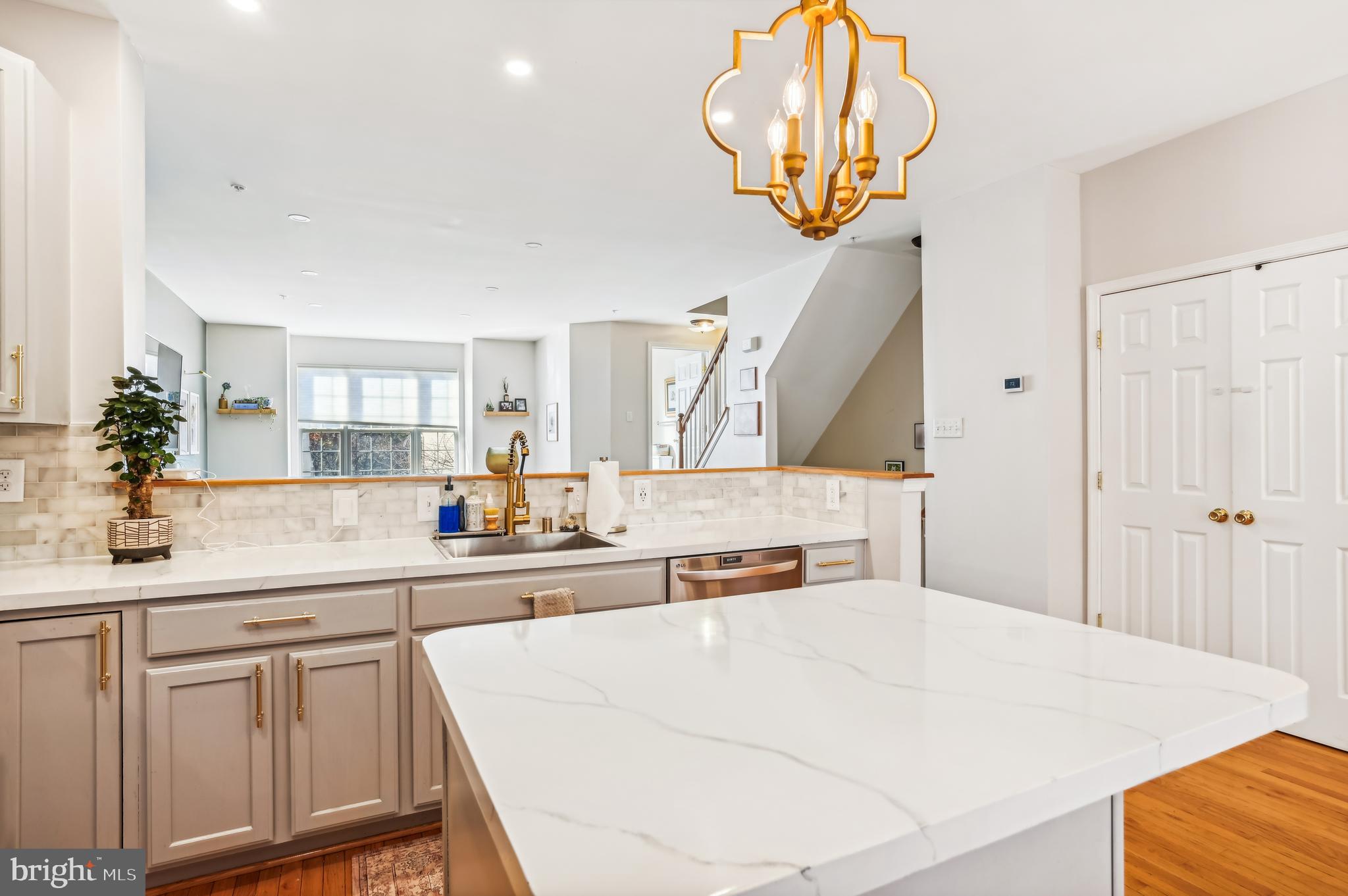 PINEY ORCHARD - Residential