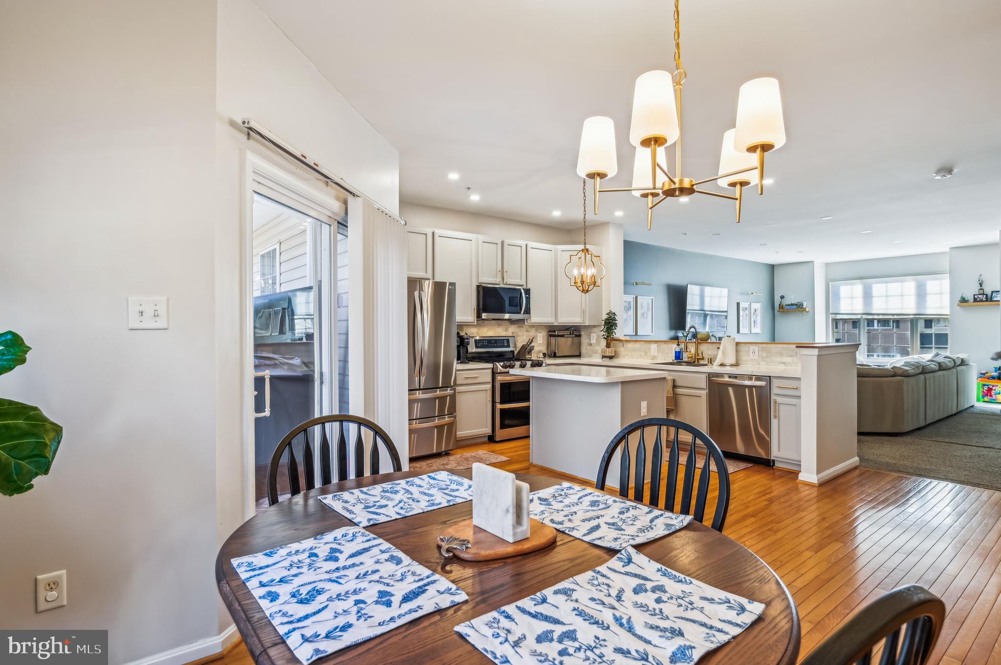 PINEY ORCHARD - Residential