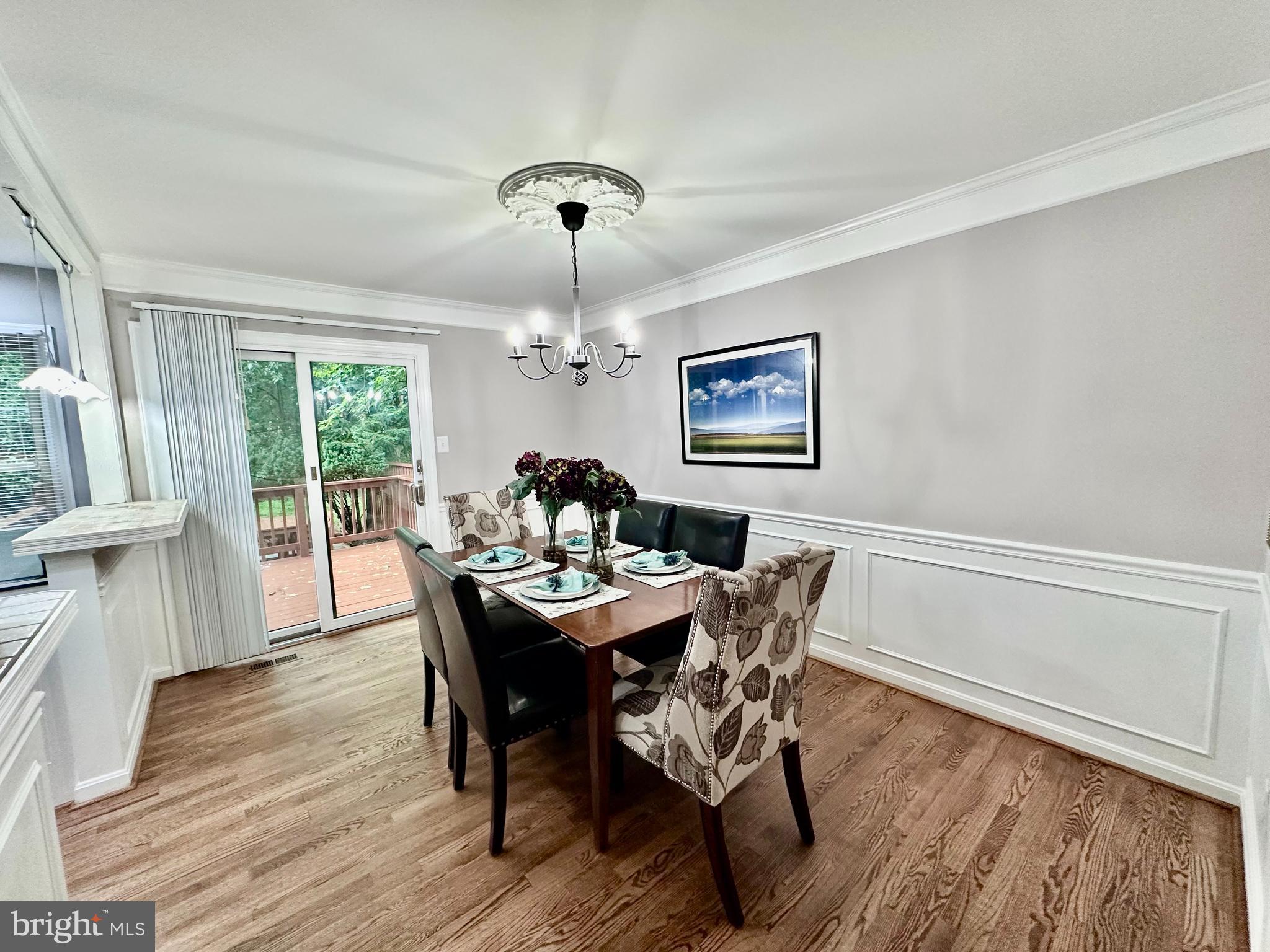 COURTHOUSE WALK - Residential
