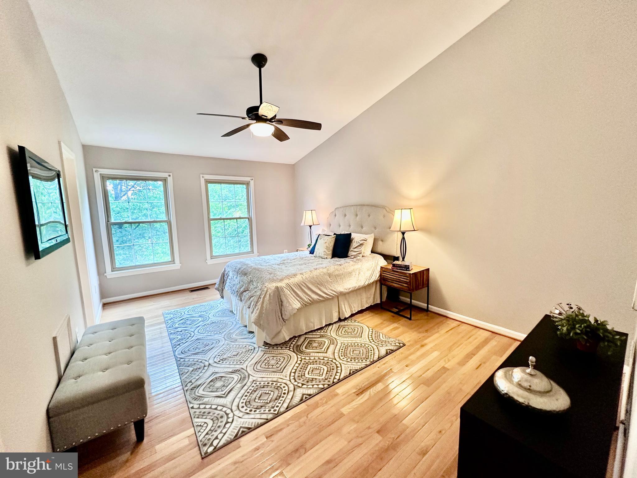 COURTHOUSE WALK - Residential