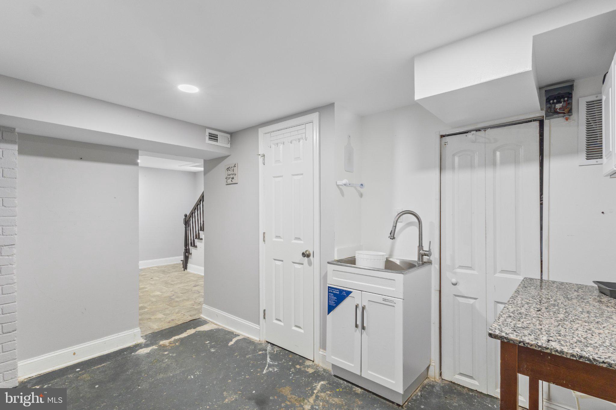 BROOKLYN PARK - Residential