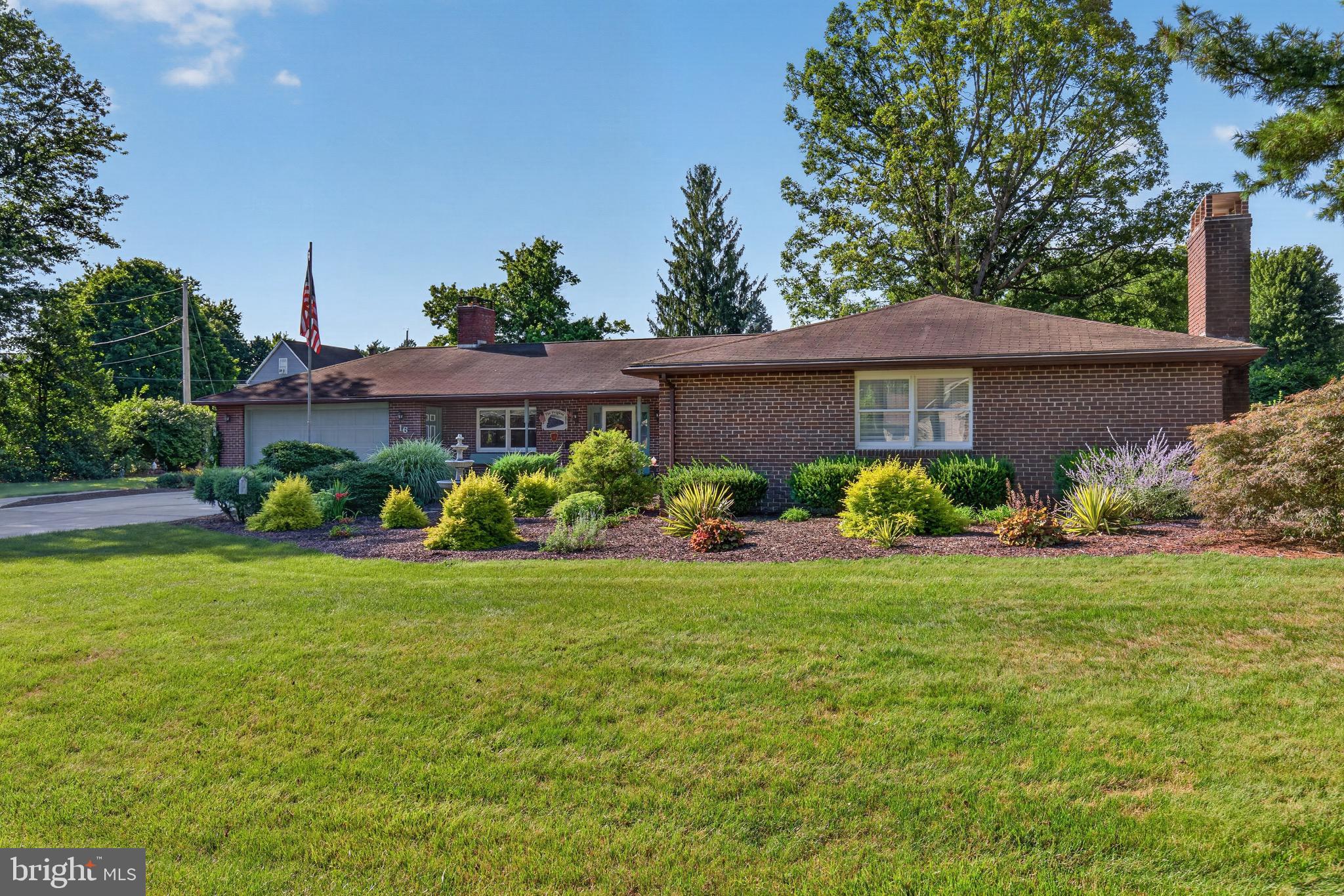 16 HOWARD DRIVE