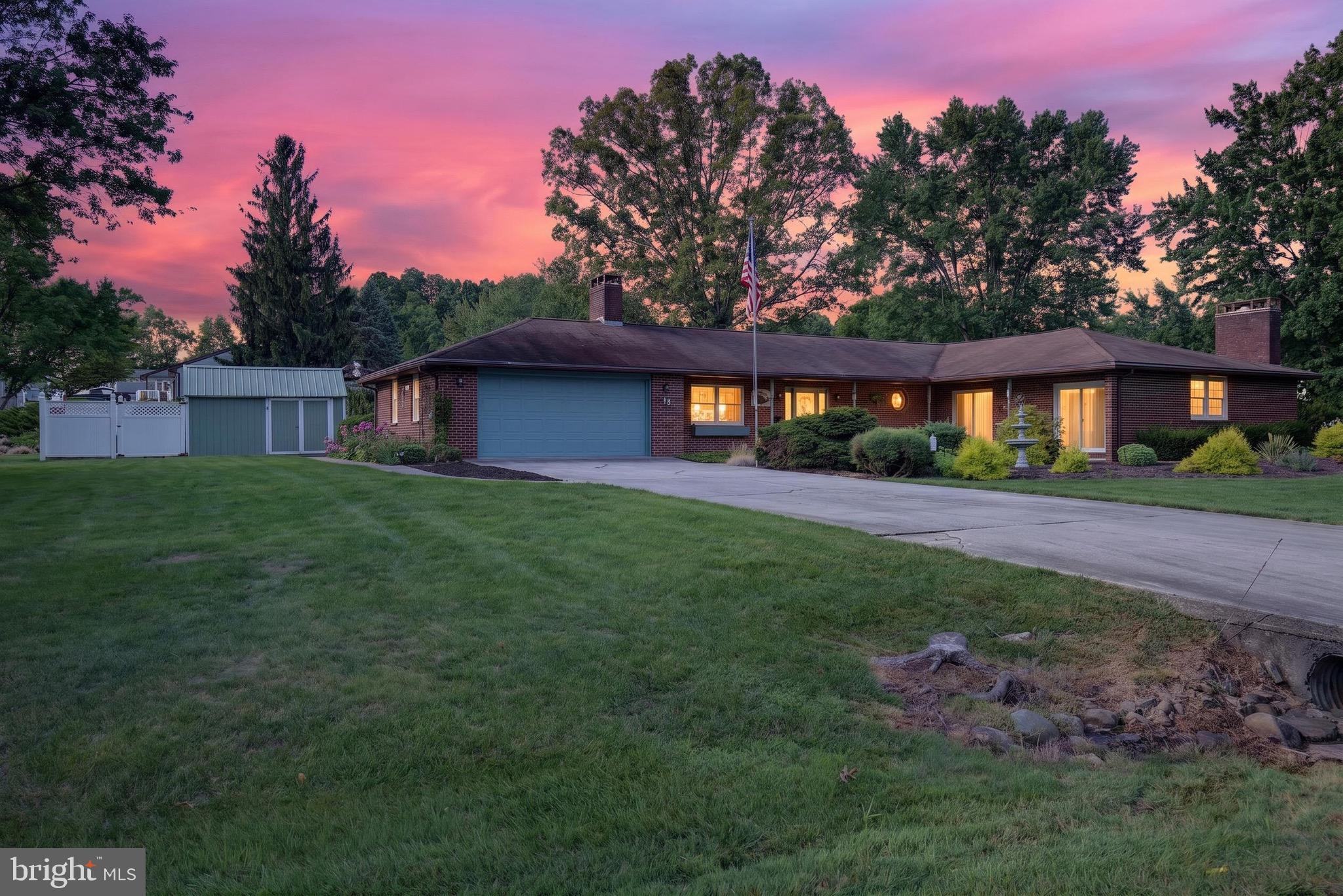 16 HOWARD DRIVE