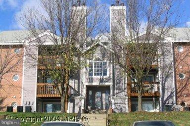 CROMWELL FOUNTAIN - Residential