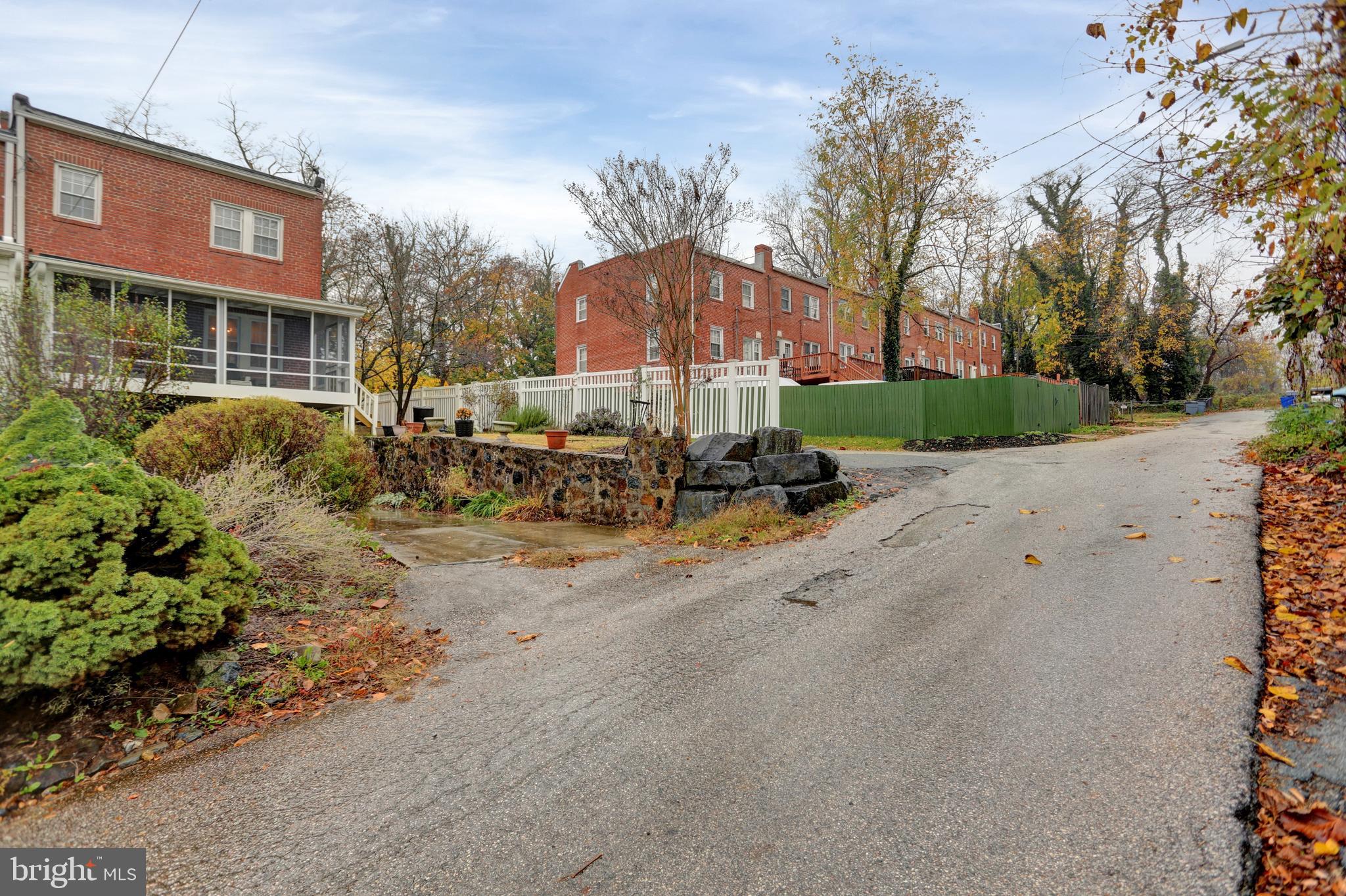 BELLE GROVE - Residential