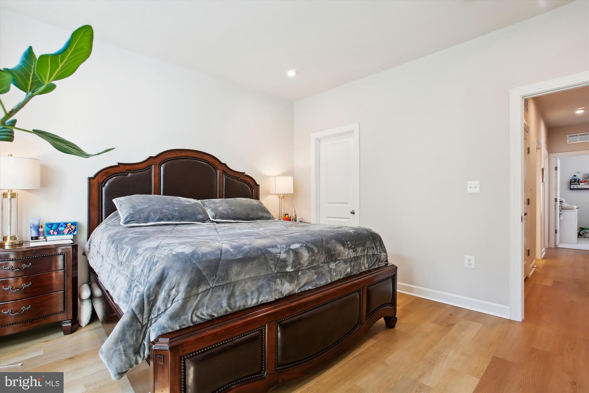 NORTH HILL - Residential Lease