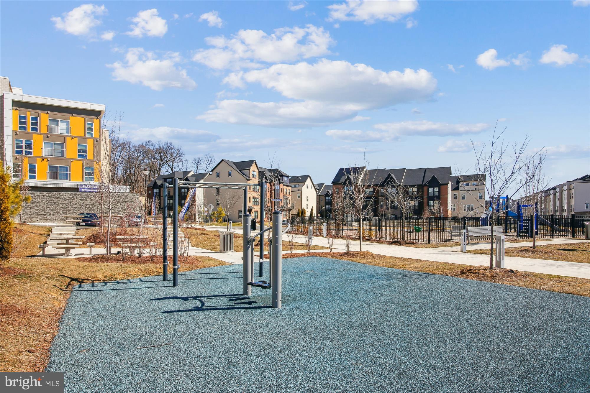 NORTH HILL - Residential Lease