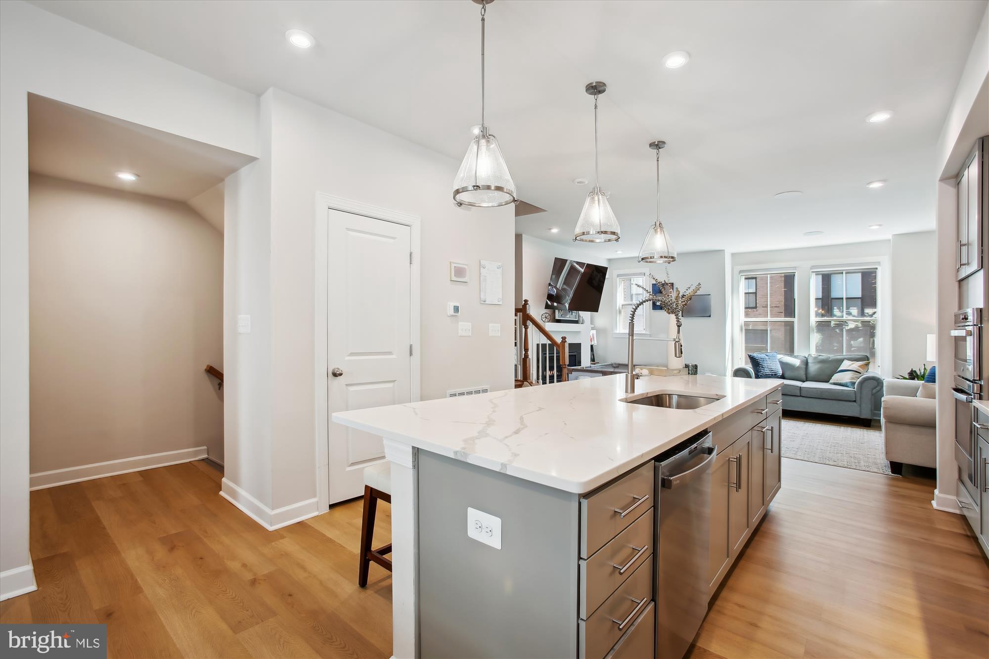 NORTH HILL - Residential Lease