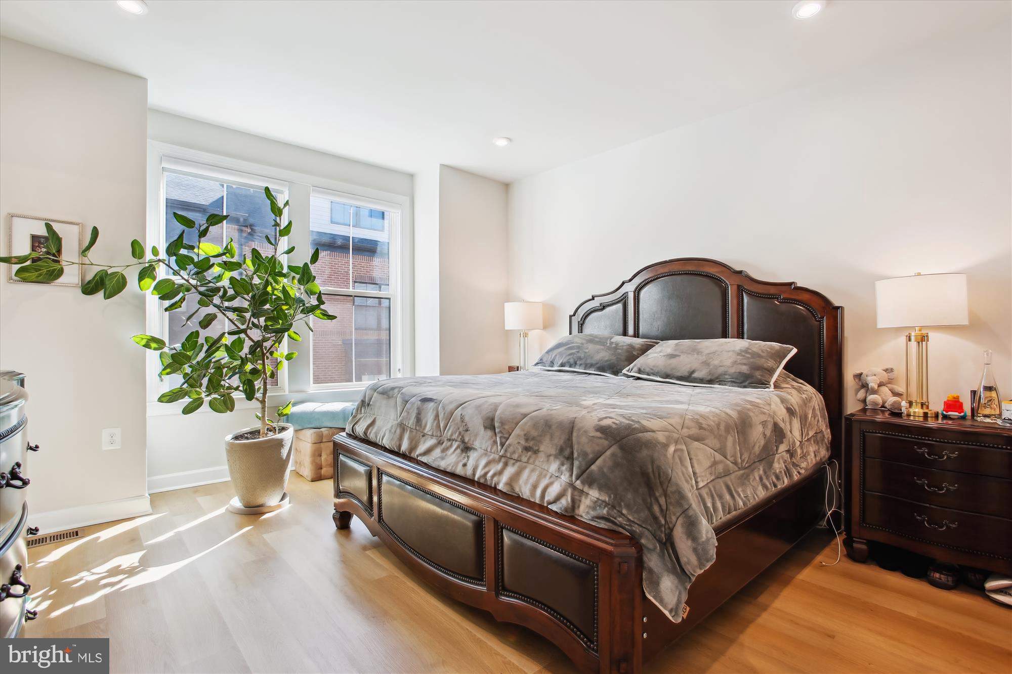 NORTH HILL - Residential Lease