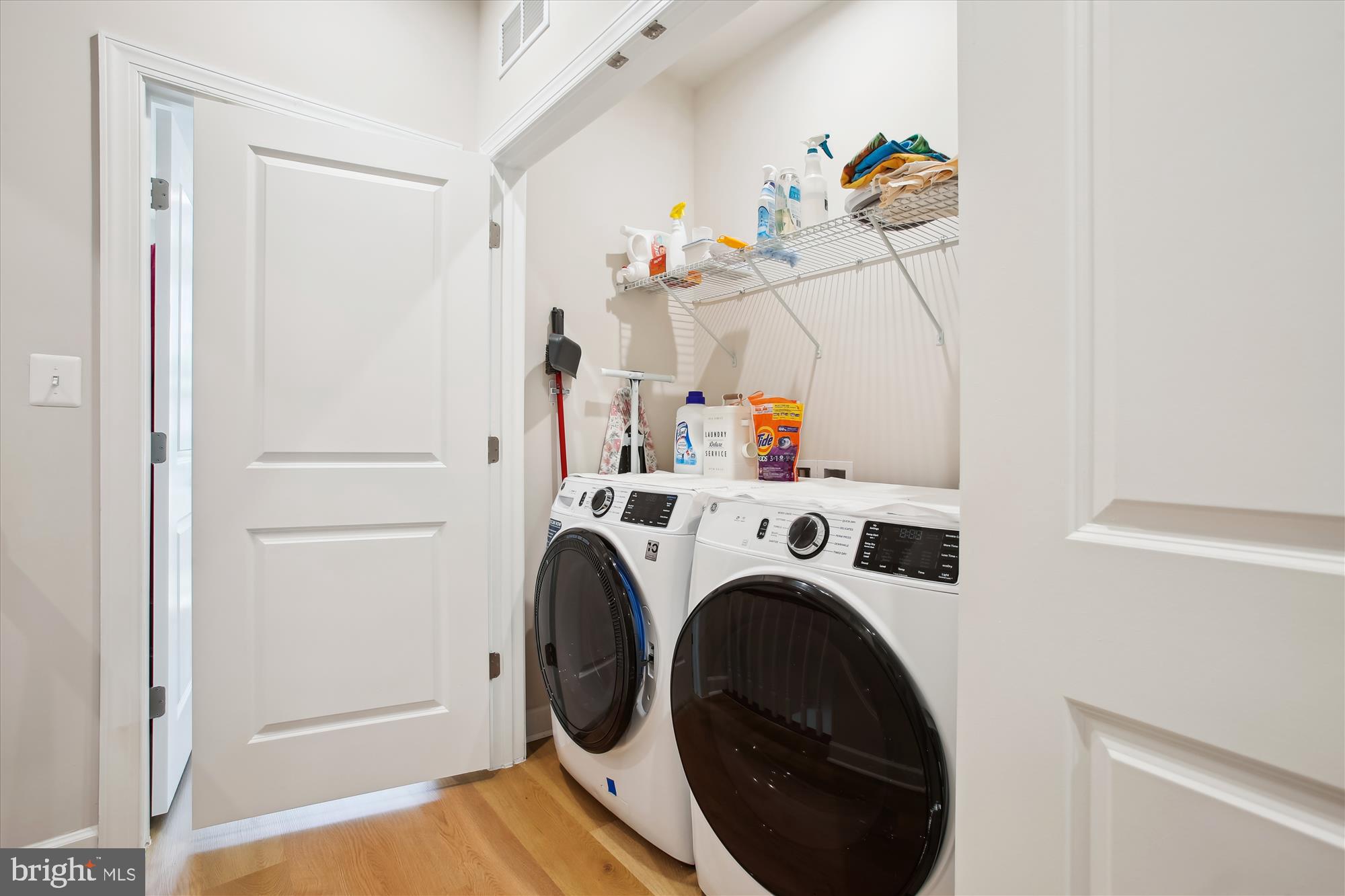 NORTH HILL - Residential Lease