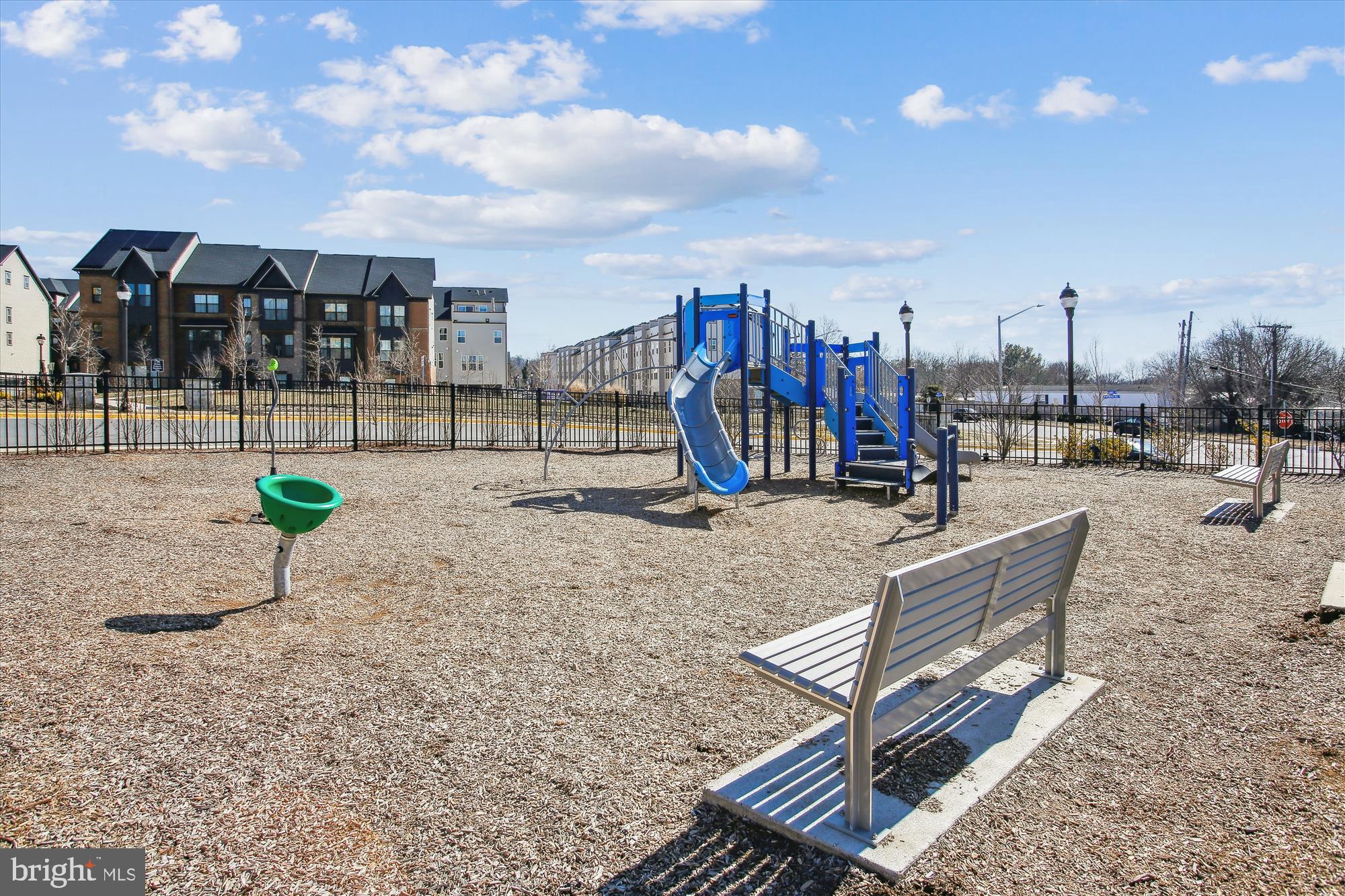 NORTH HILL - Residential Lease