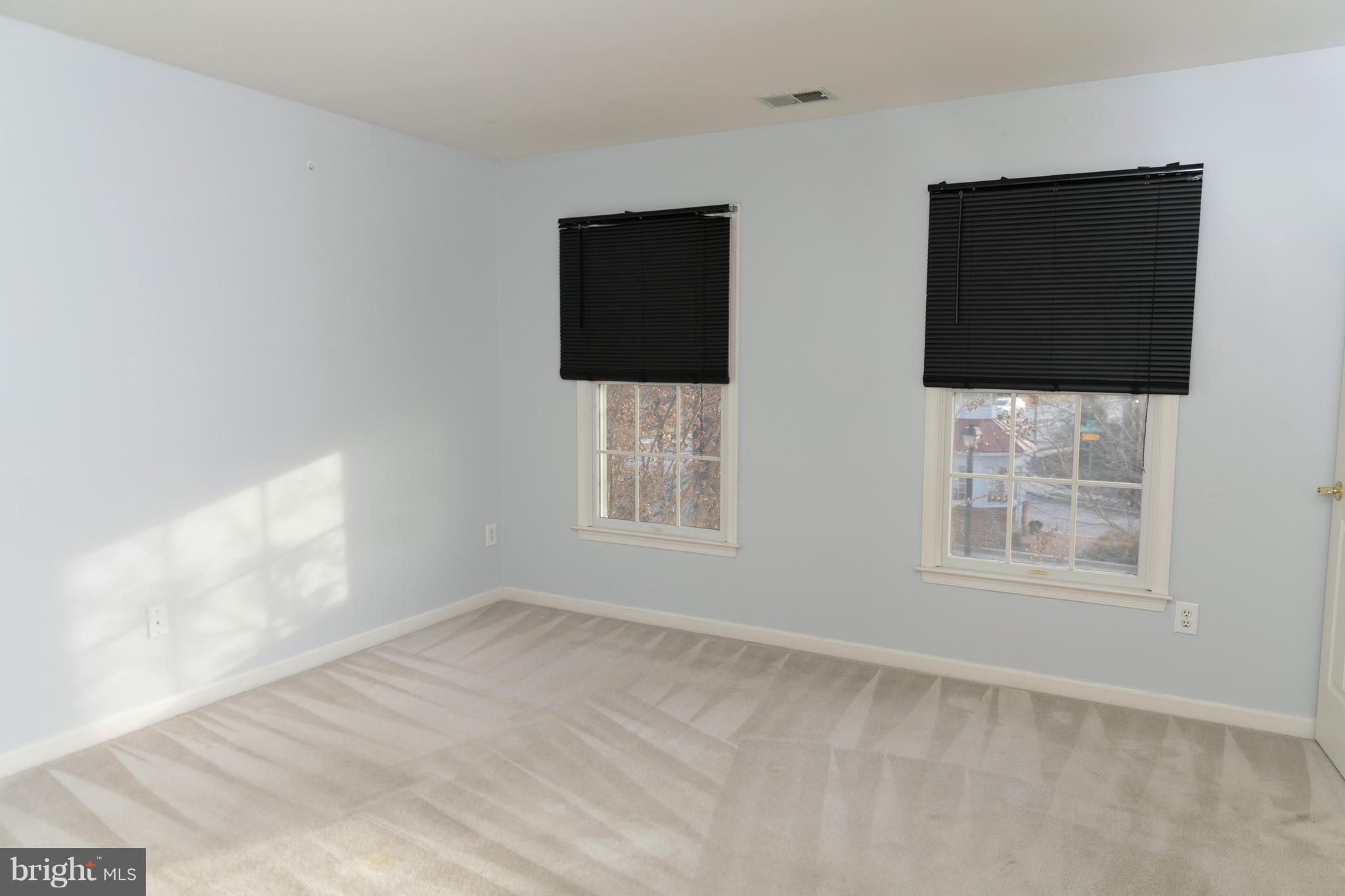 PRESERVE AT BROAD CREEK - Residential Lease