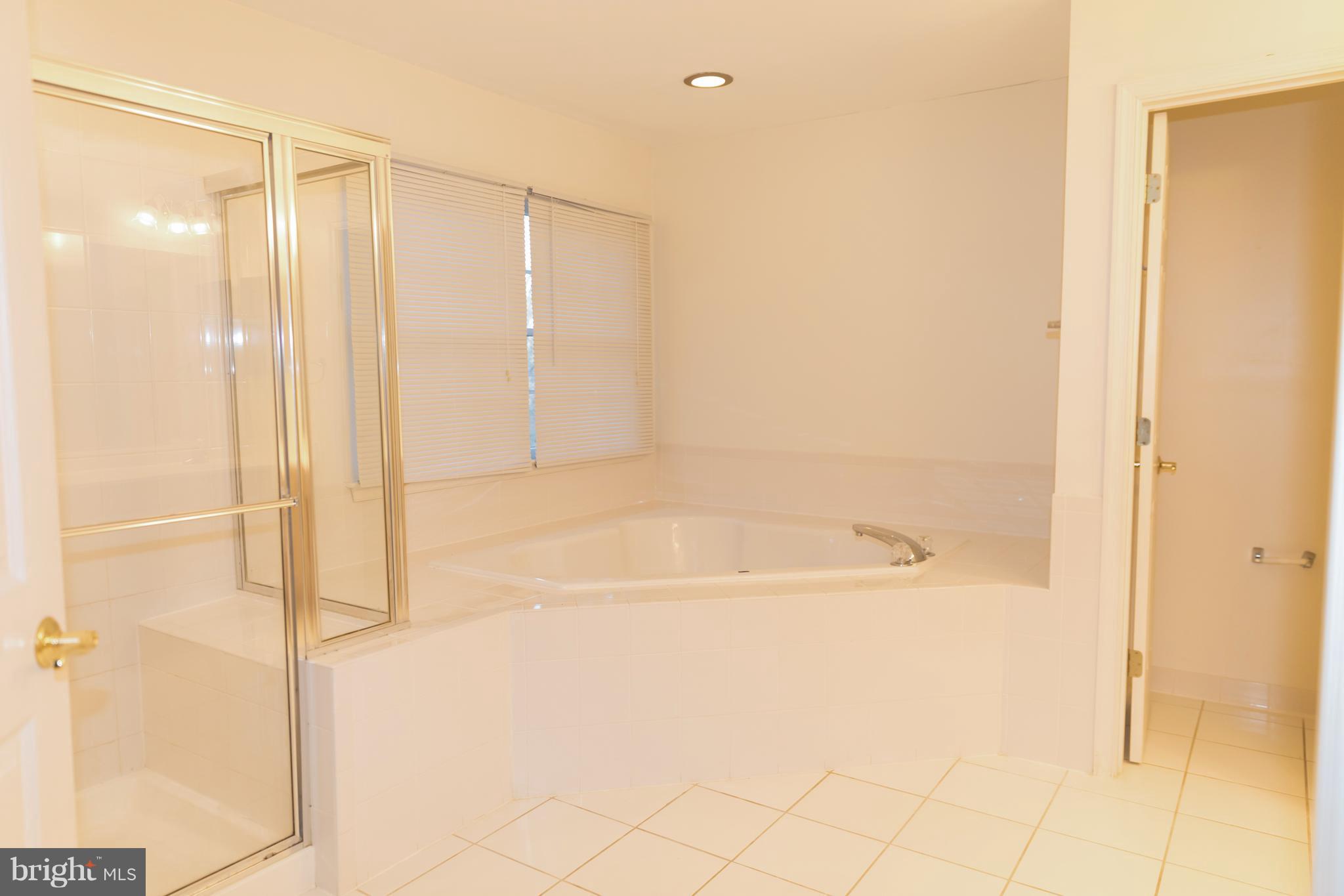 PRESERVE AT BROAD CREEK - Residential Lease