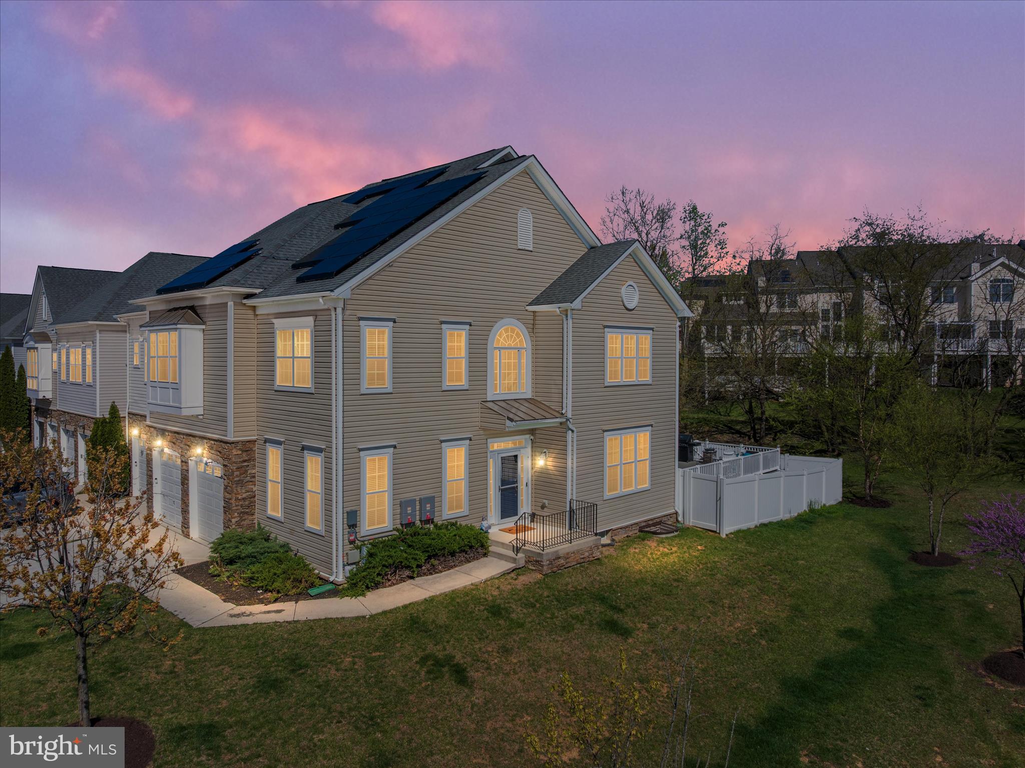 STONE LAKE - Residential