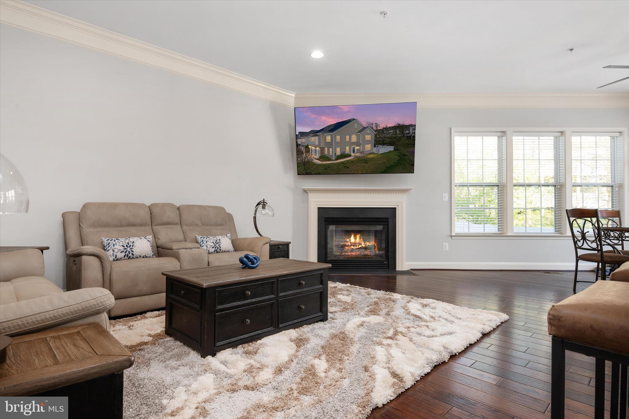 STONE LAKE - Residential