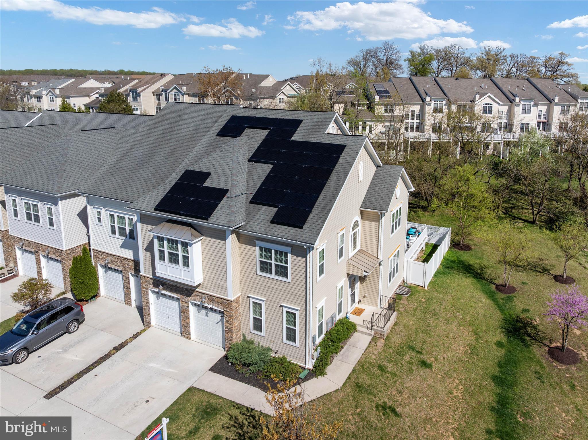 STONE LAKE - Residential