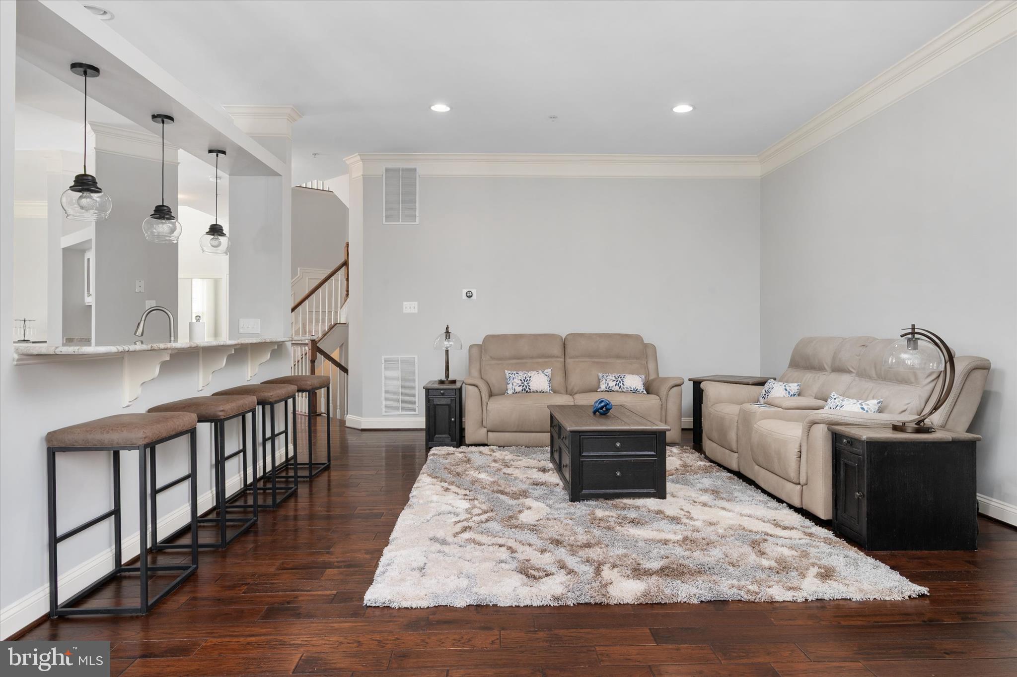 STONE LAKE - Residential