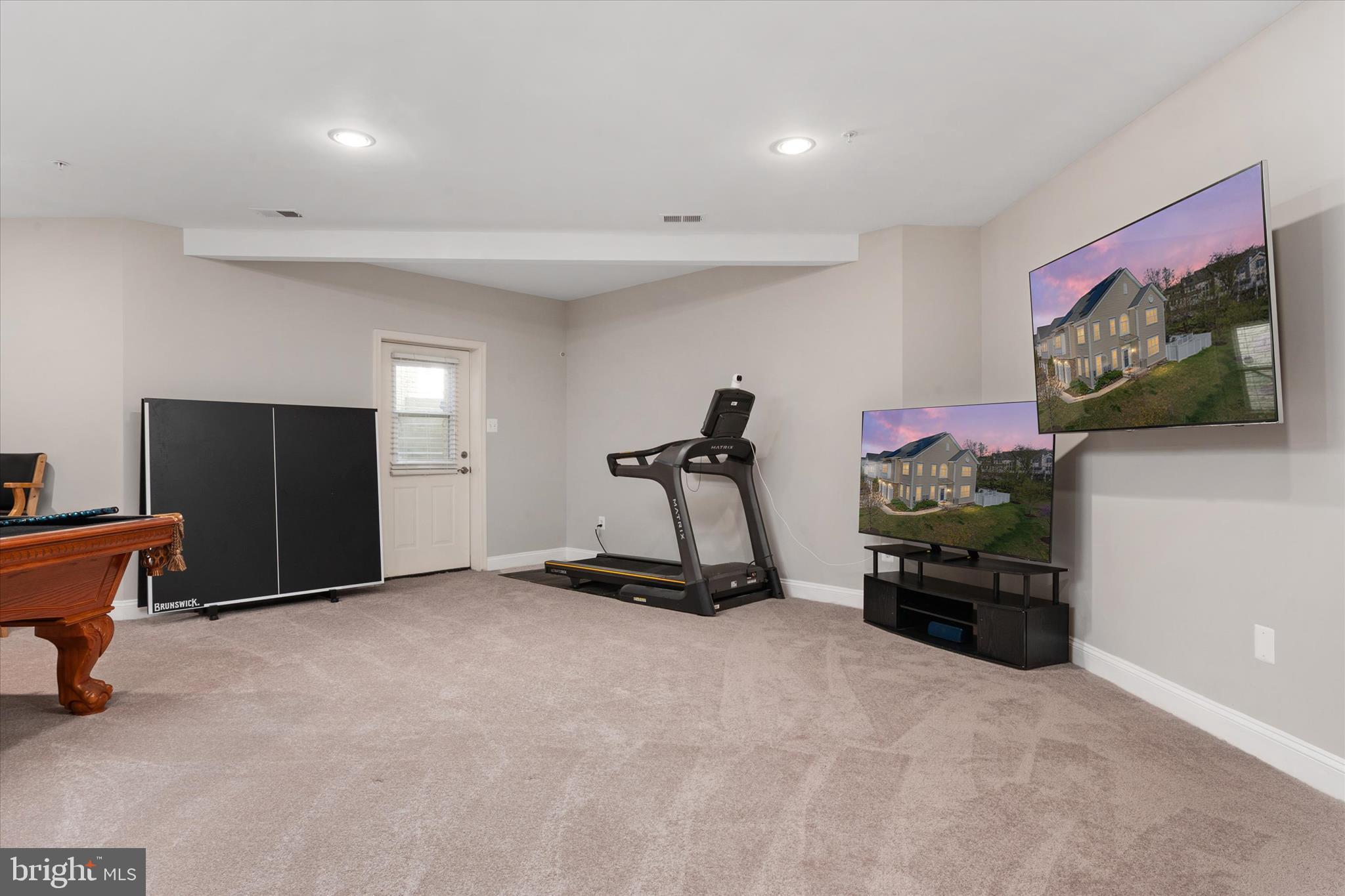 STONE LAKE - Residential