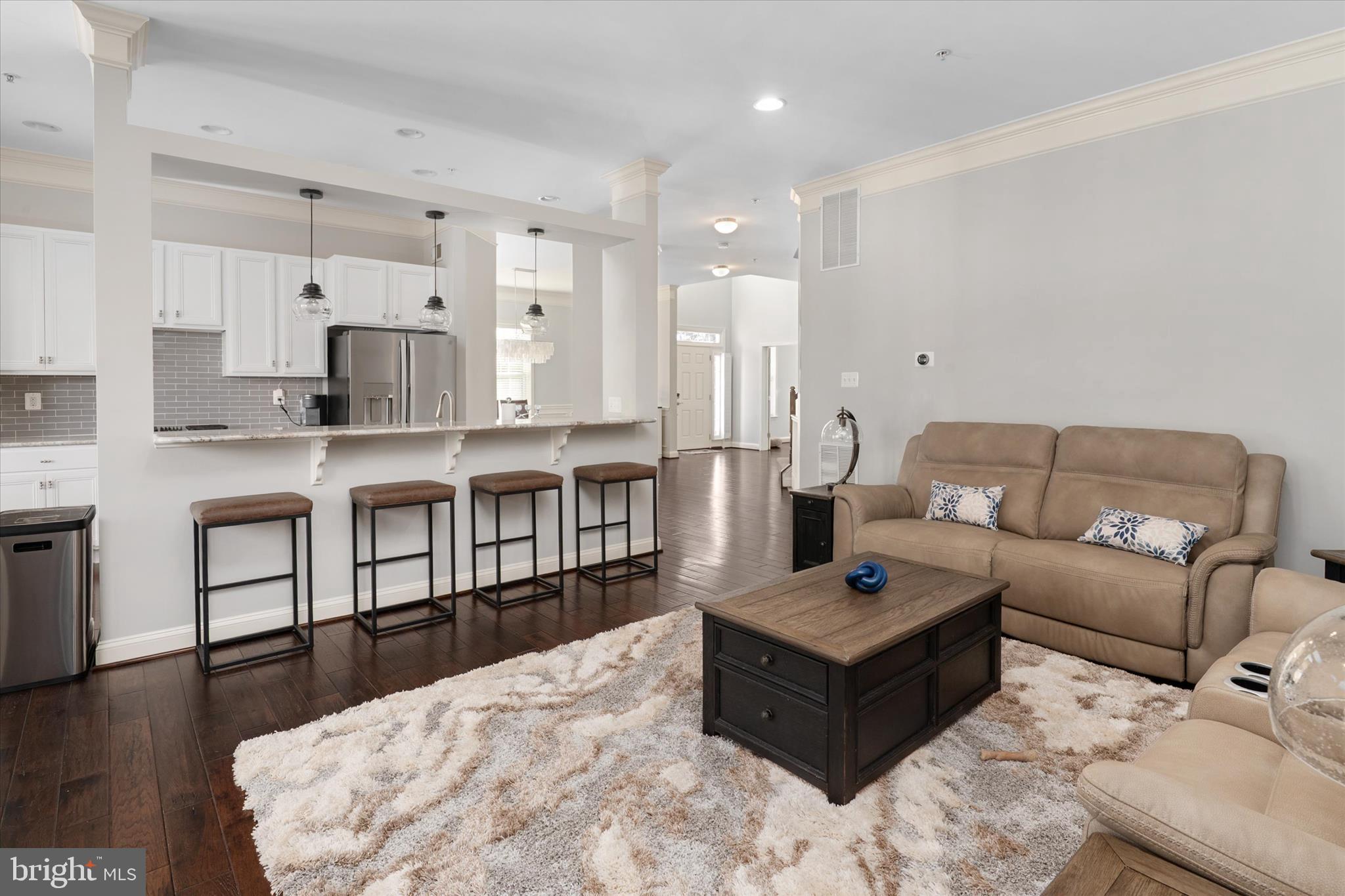 STONE LAKE - Residential