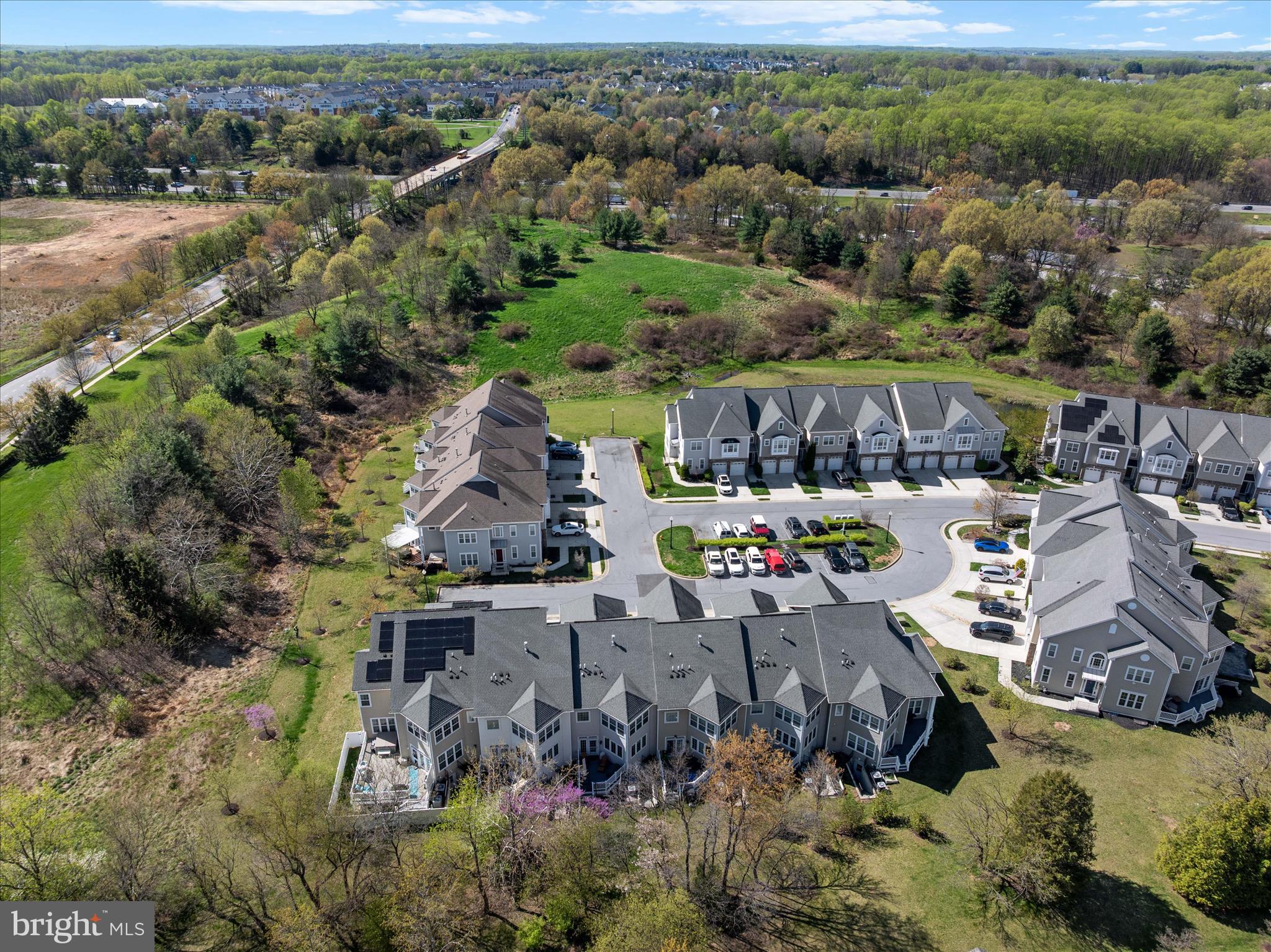 STONE LAKE - Residential