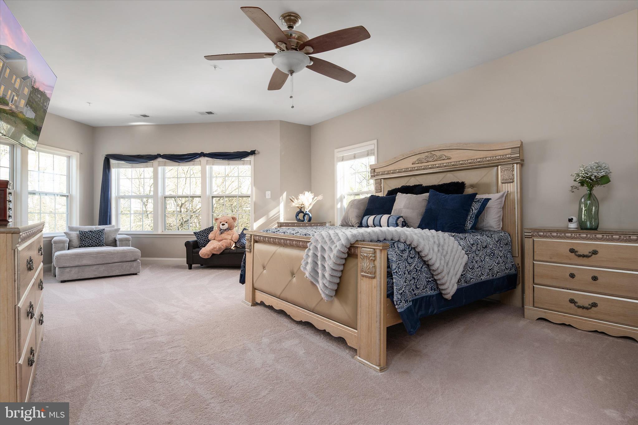 STONE LAKE - Residential