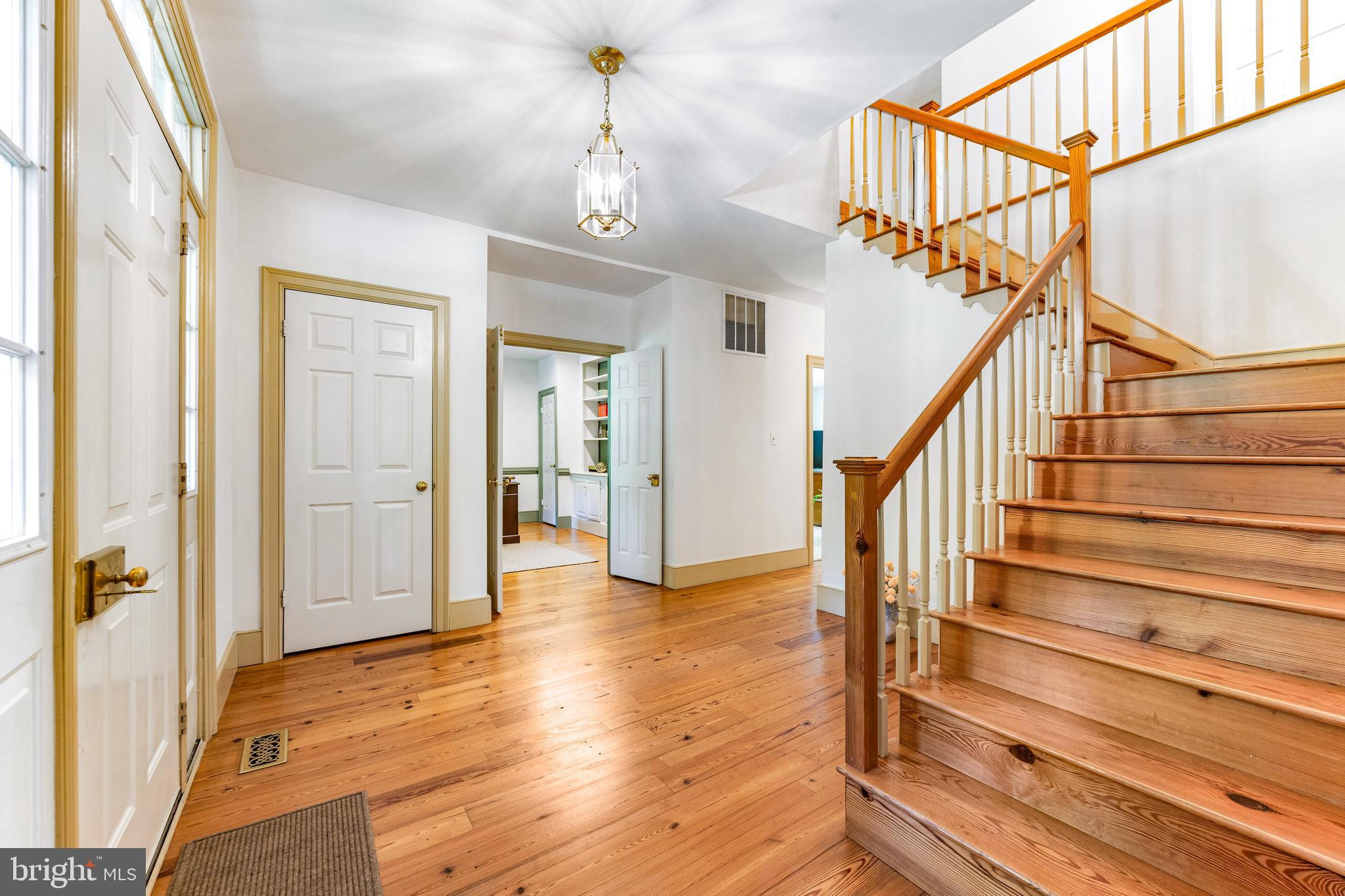 16909 BATCHELLORS FOREST ROAD