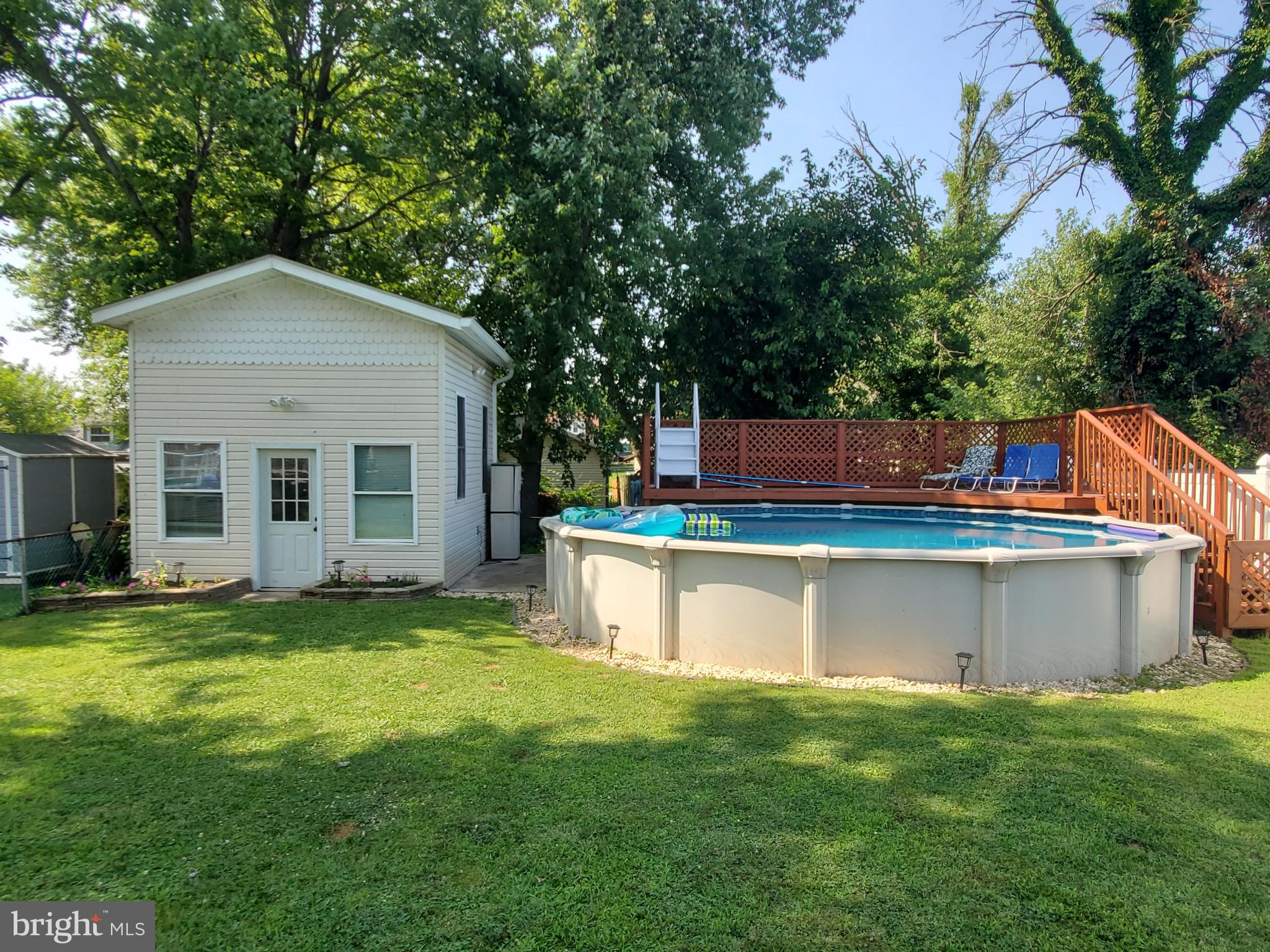 SUMMIT FARMS - Residential