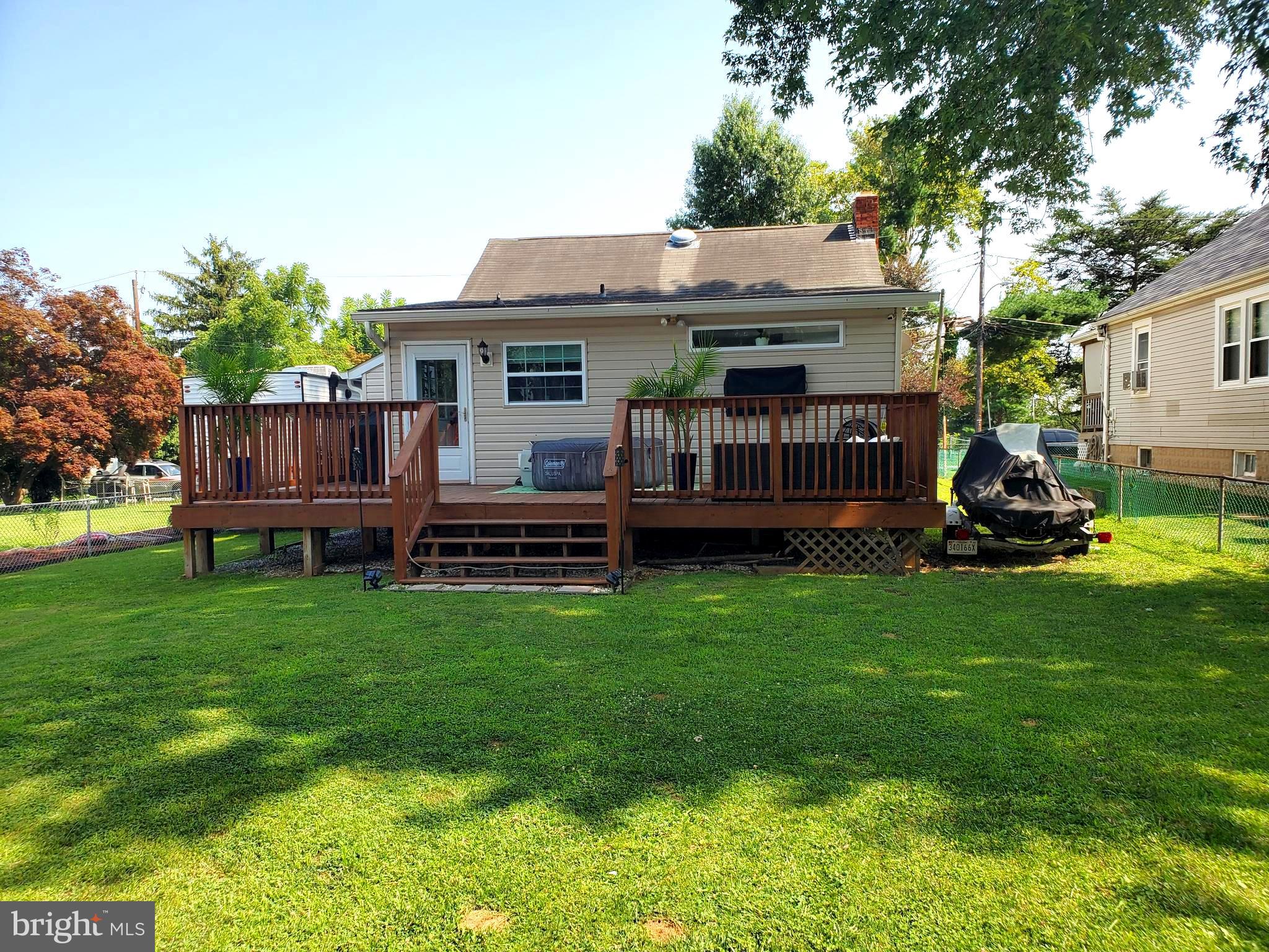 SUMMIT FARMS - Residential