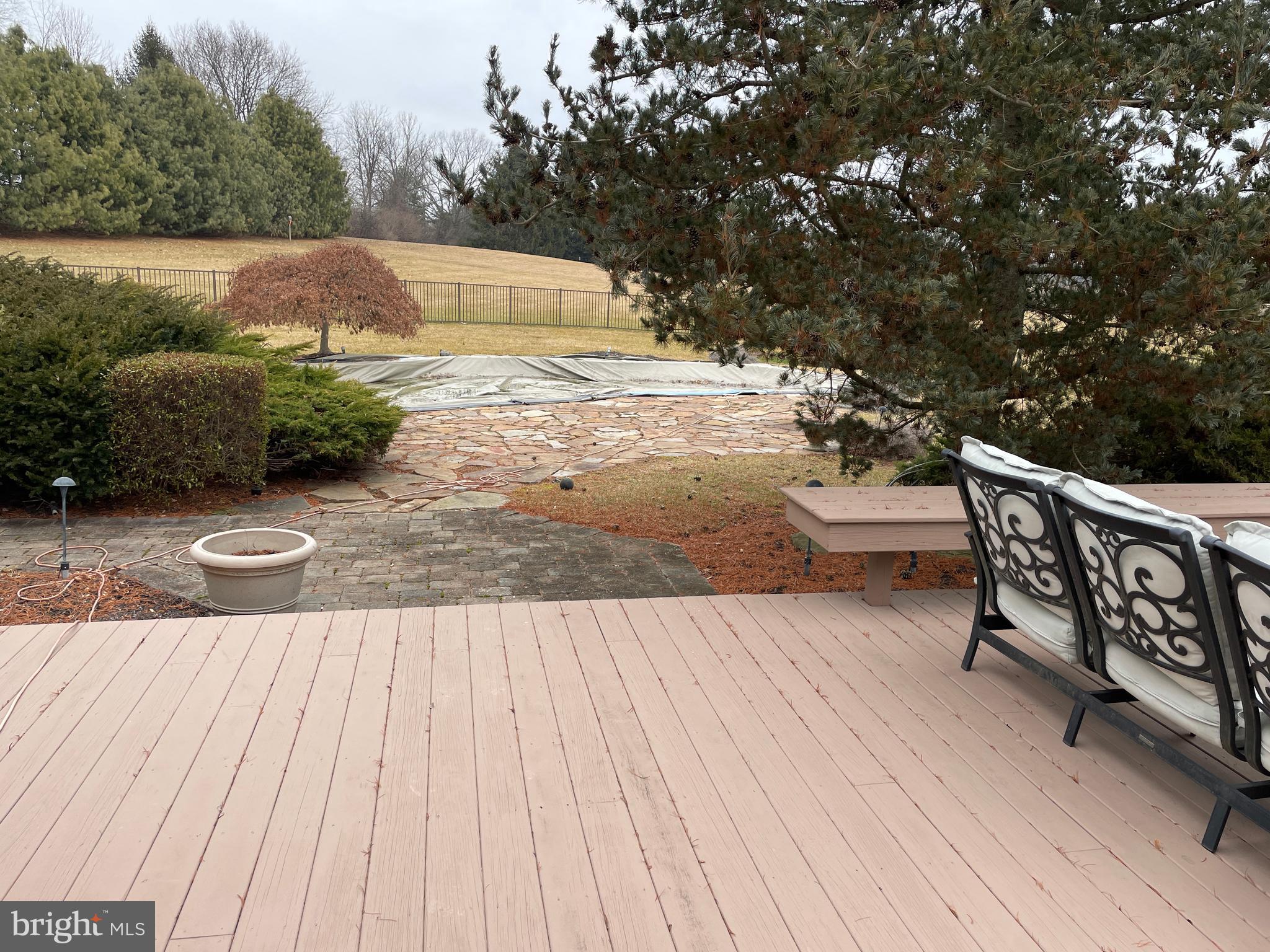 ELEPHANT - Residential