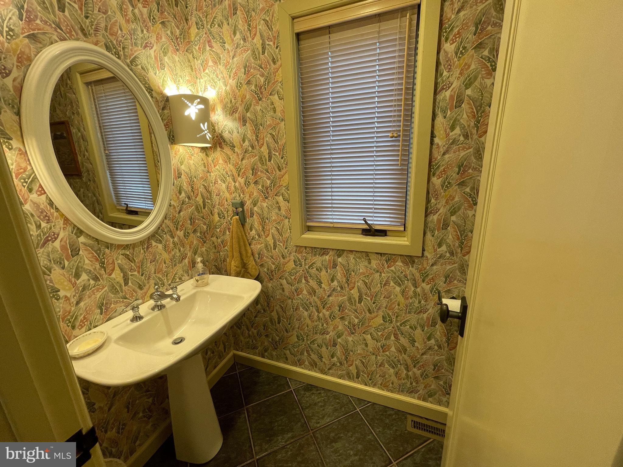 ELEPHANT - Residential