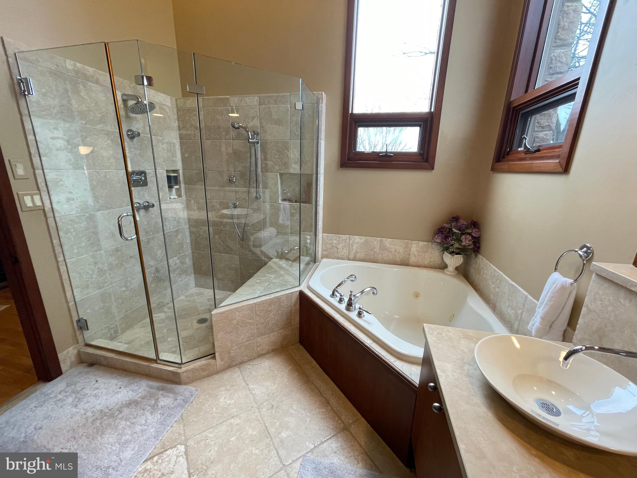 ELEPHANT - Residential