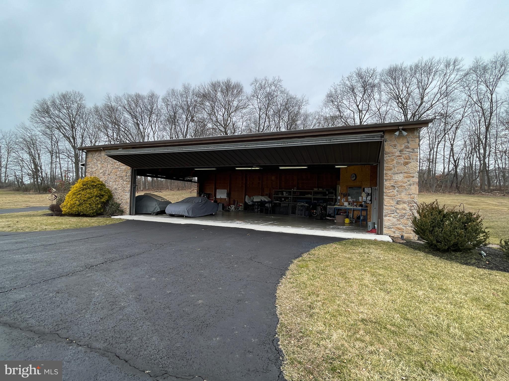 ELEPHANT - Residential