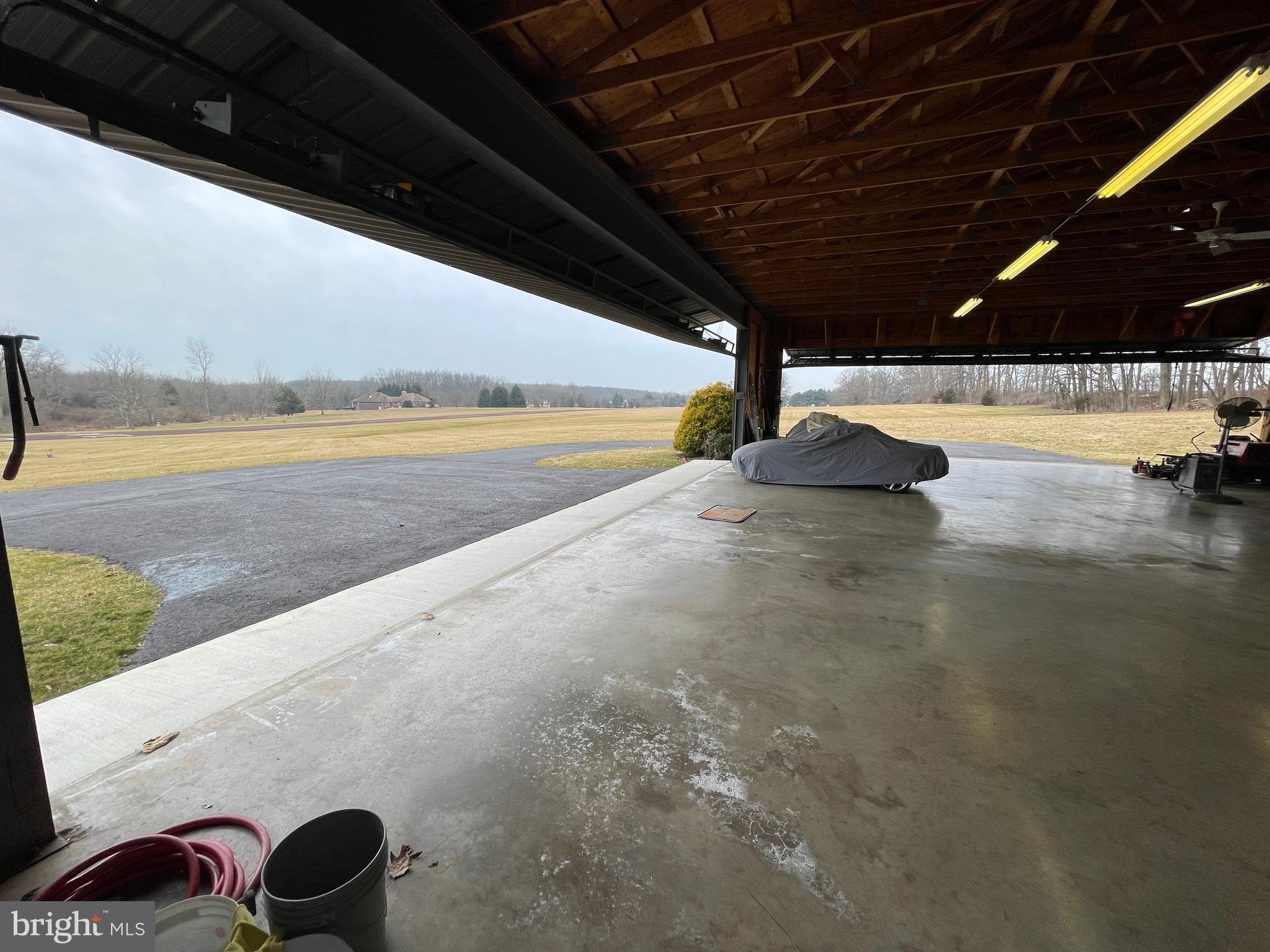 ELEPHANT - Residential