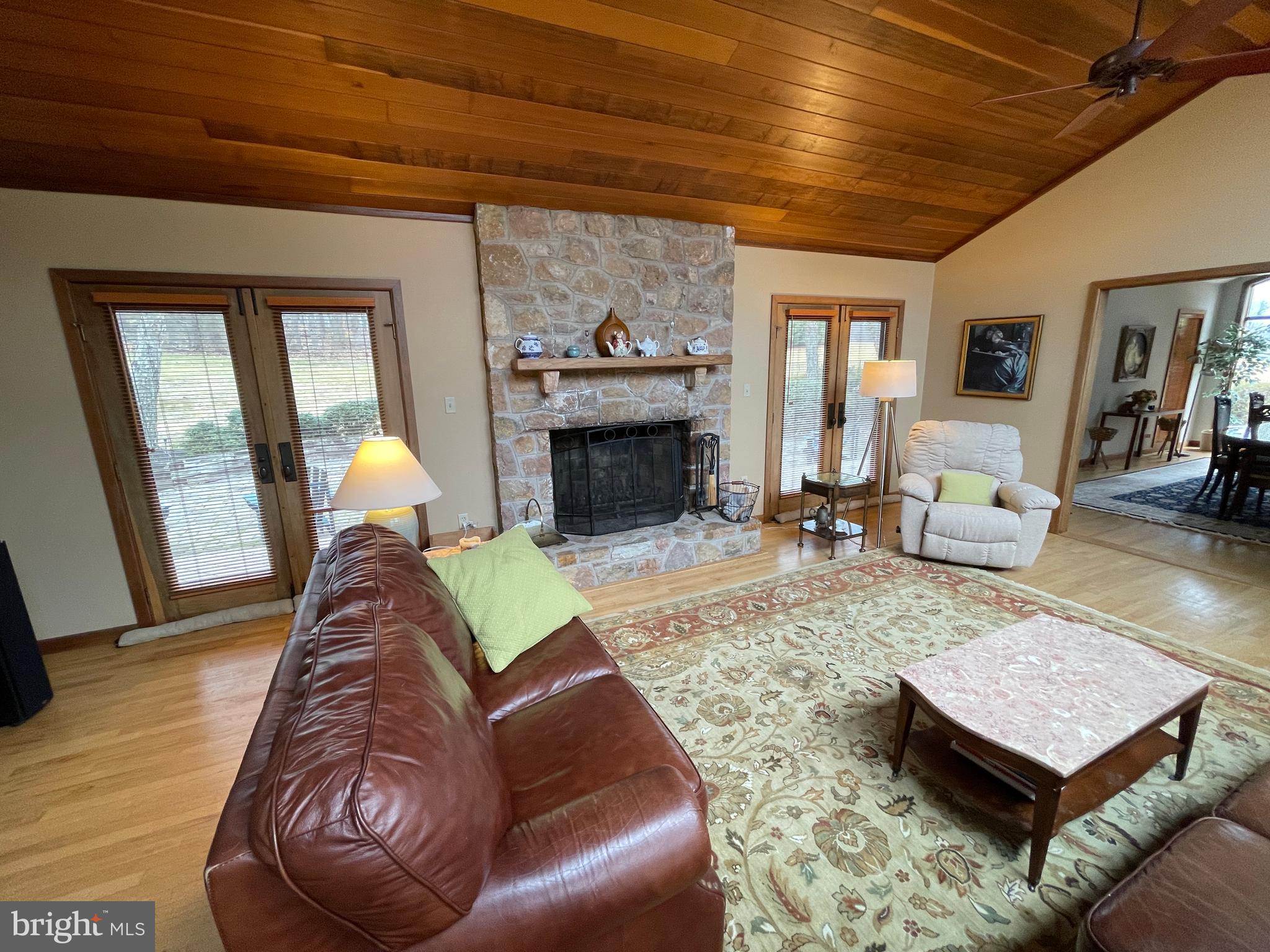 ELEPHANT - Residential