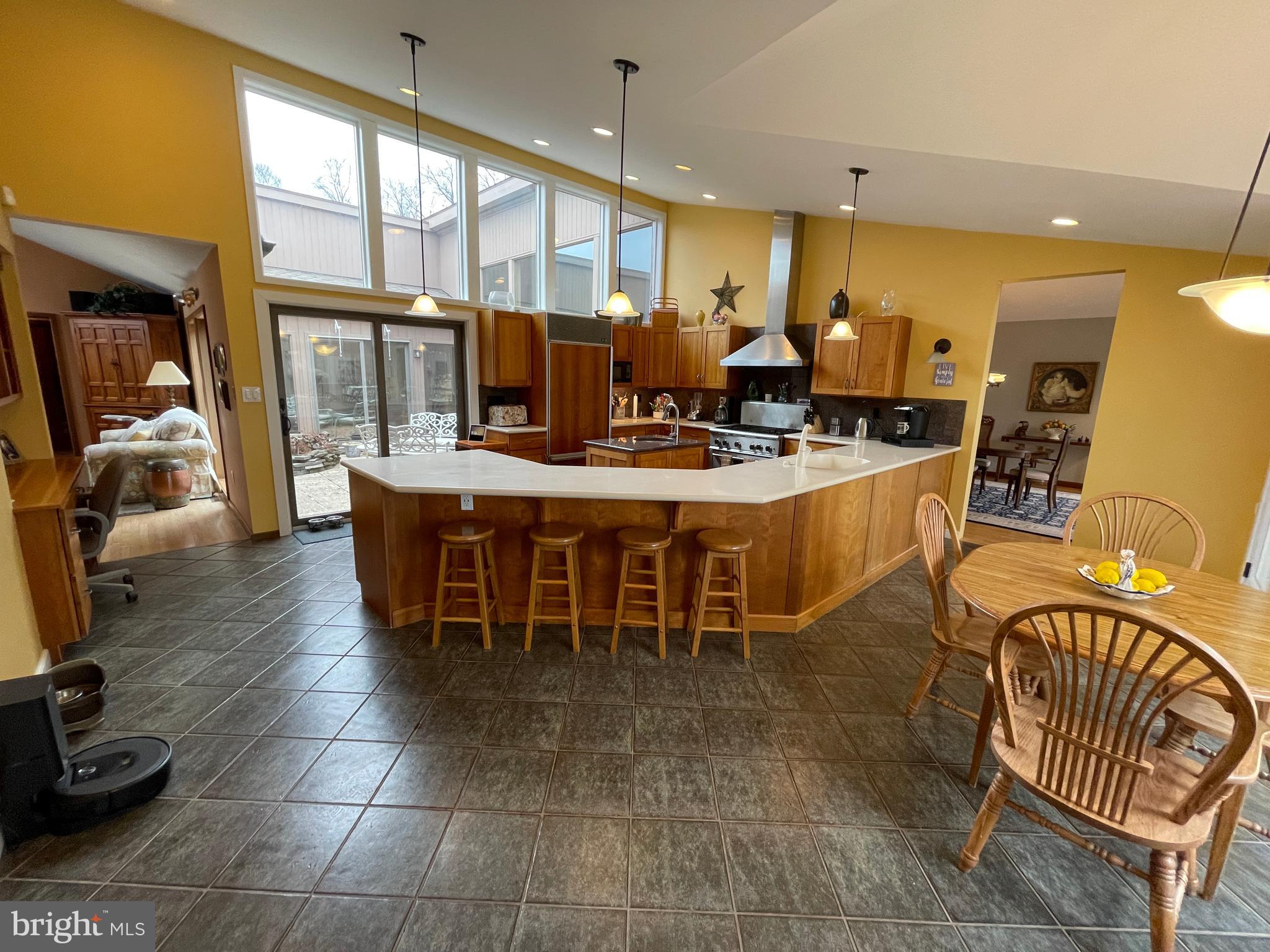 ELEPHANT - Residential