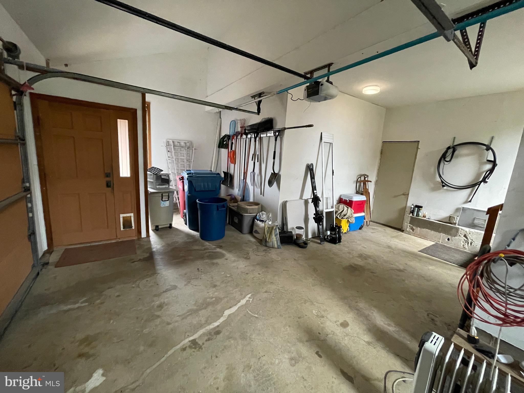 ELEPHANT - Residential