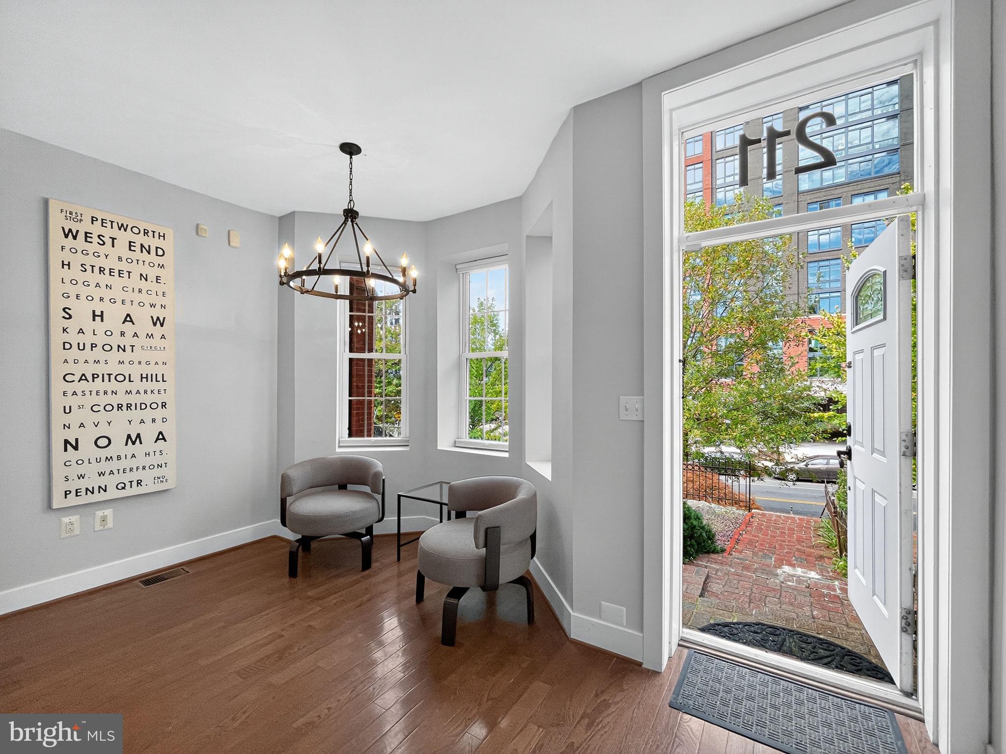 211 K STREET NE