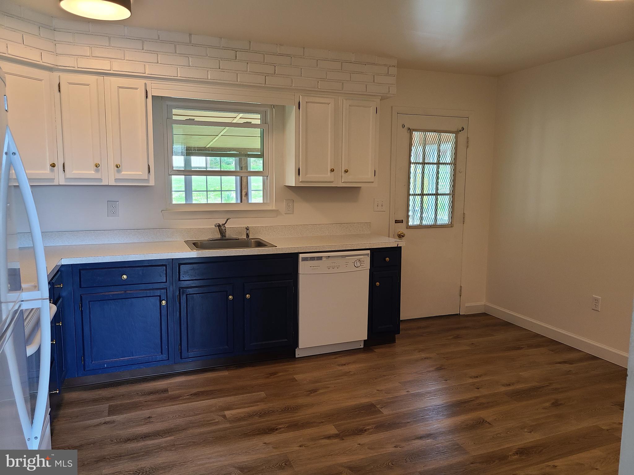 REGAL ESTATES - Residential Lease