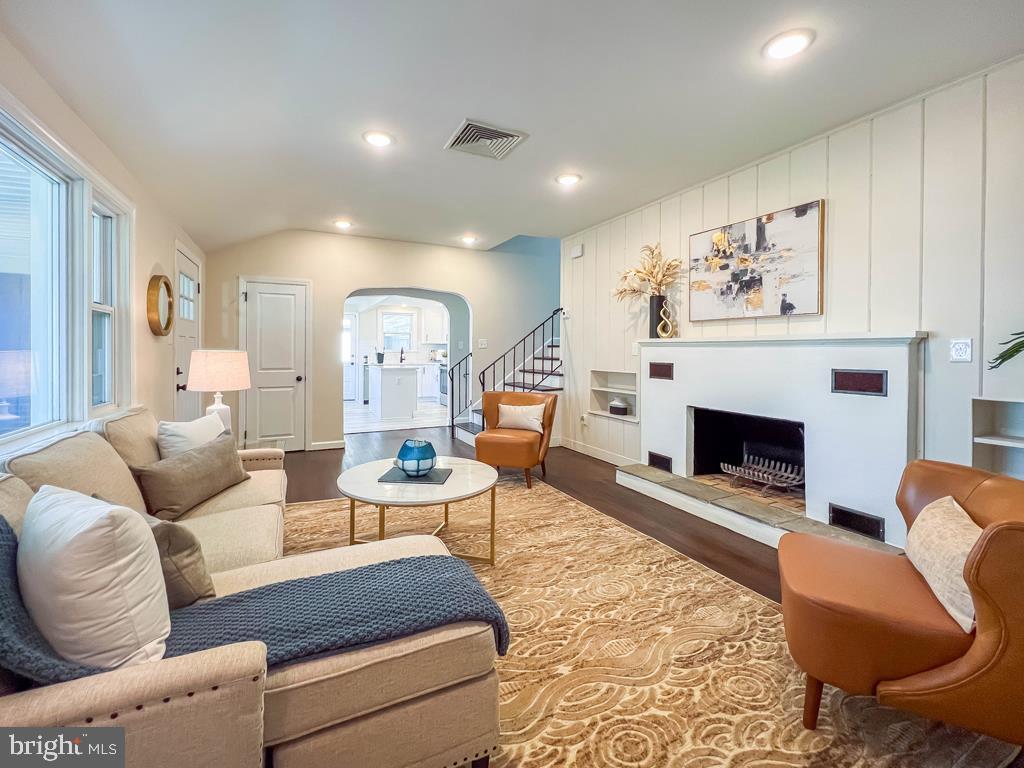 MARGO GDNS - Residential