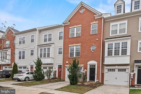Townhouse For Sale - 311 Black Sky Lane<br/> PASADENA, MD 21122