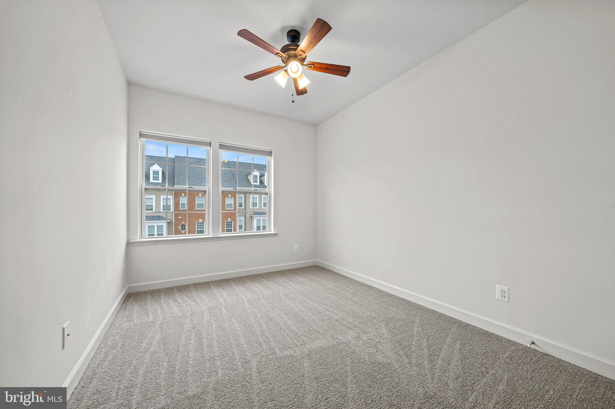 CREEKSTONE VILLAGE - Residential