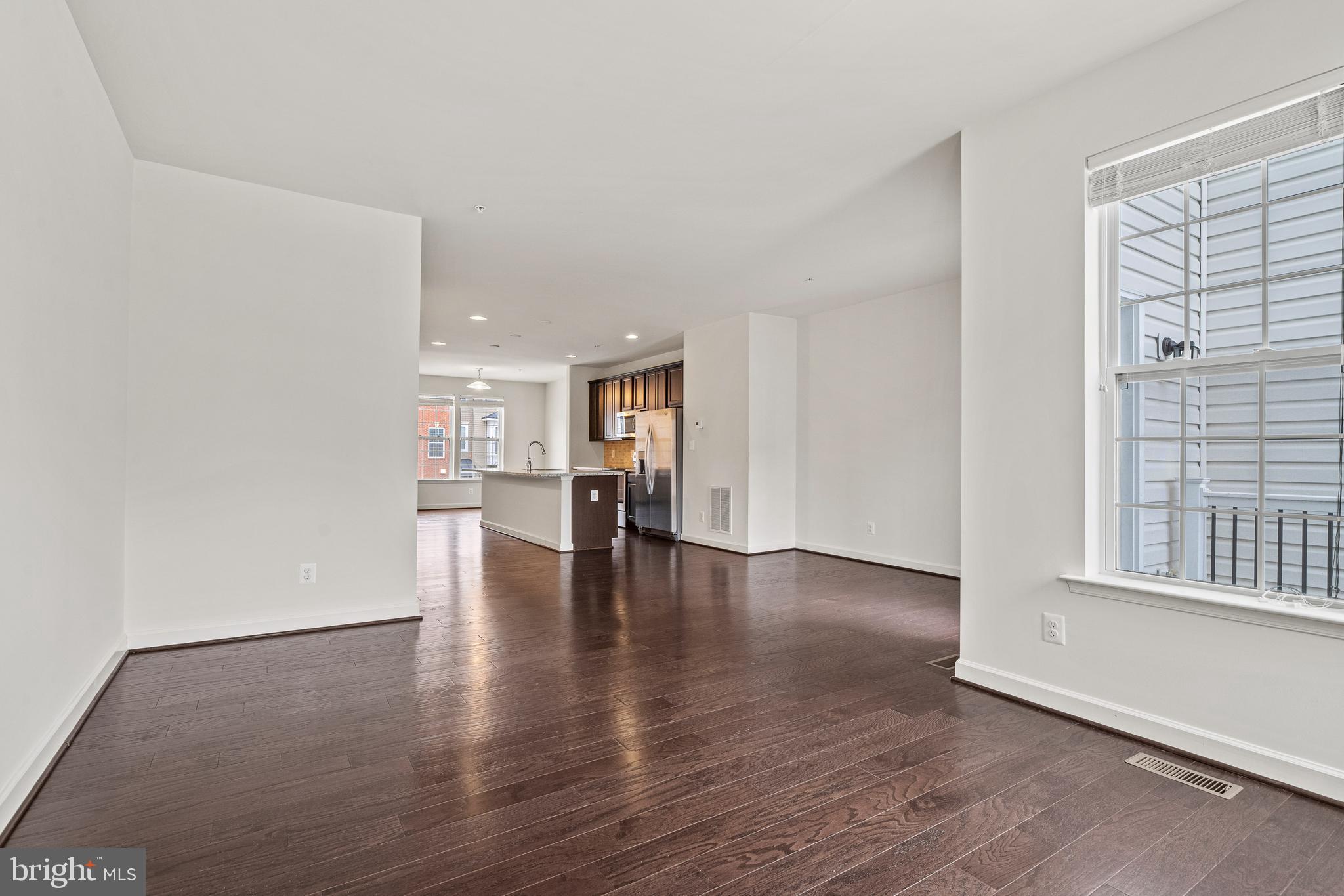 CREEKSTONE VILLAGE - Residential